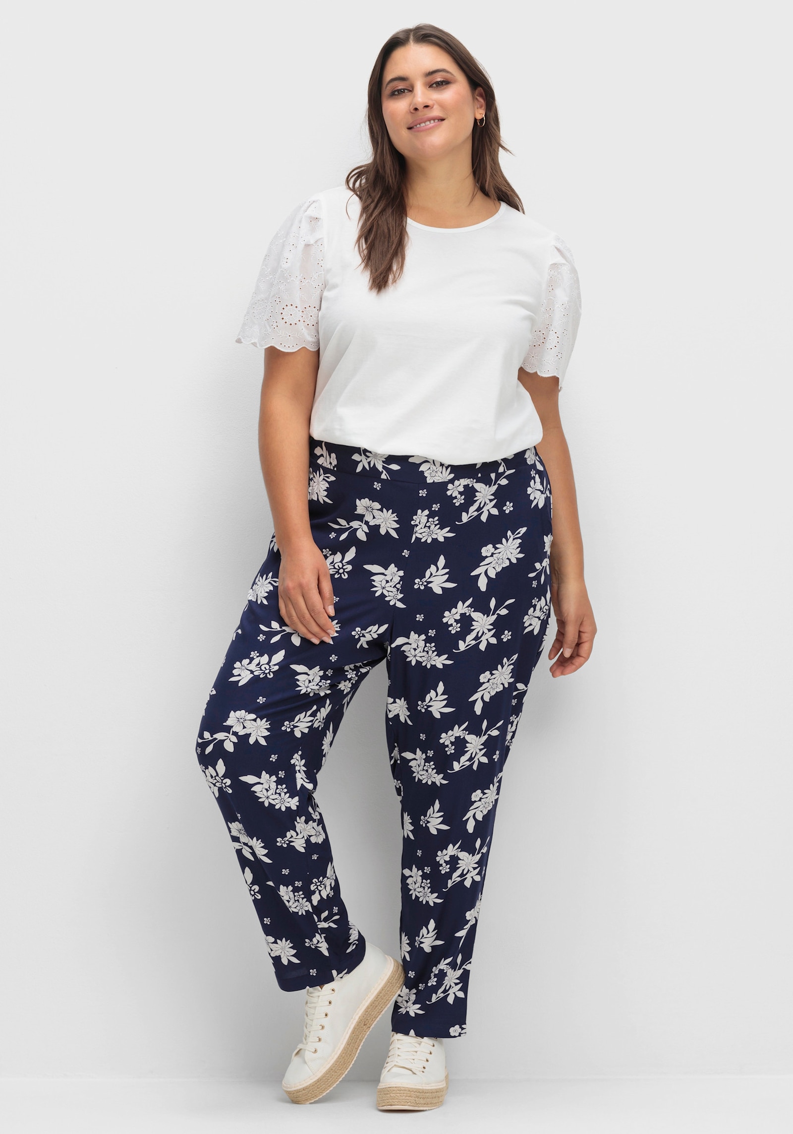 Hose floral bedruckt - nachtblau-weiß-bedruckt