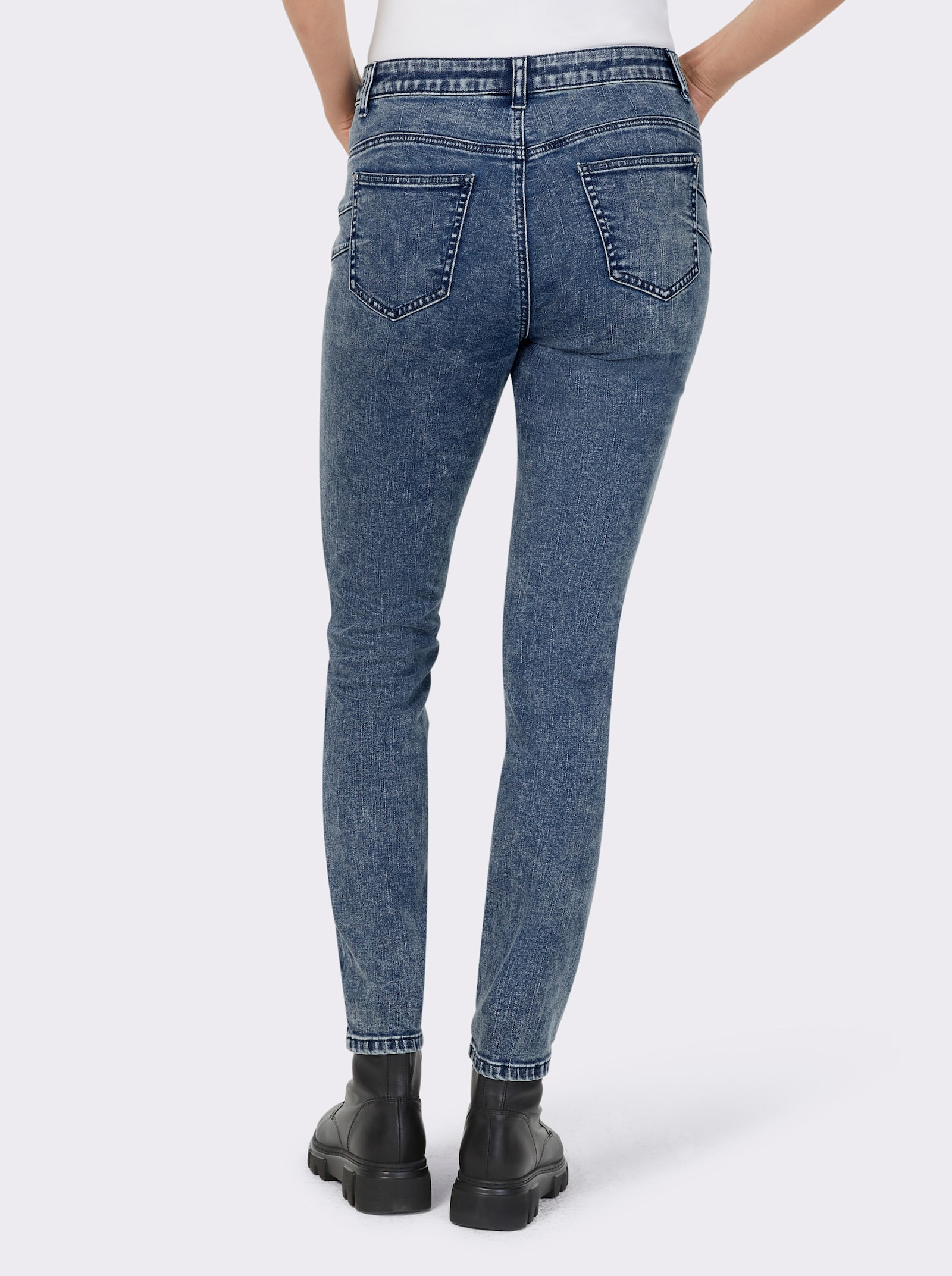 heine Röhrenjeans mit Glitzersteinchen-Applikation - blue-stone-washed