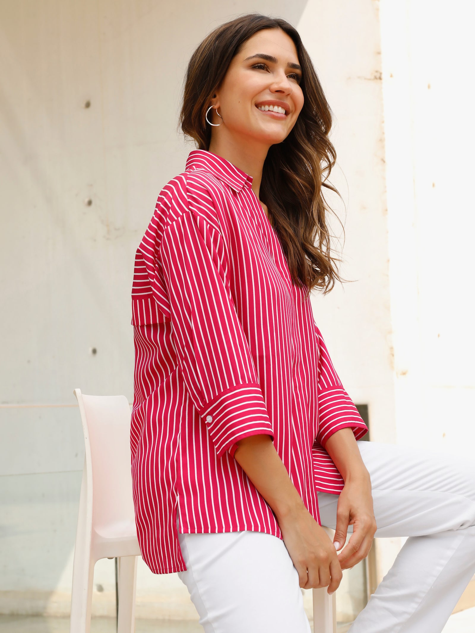 Longbluse mit Kellerfalte im Rückteil - weiss-pink-gestreift