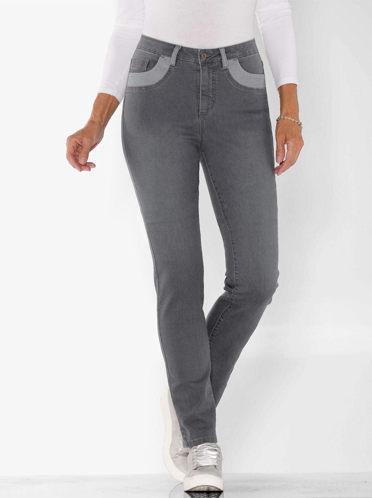 Jeans - grey denim