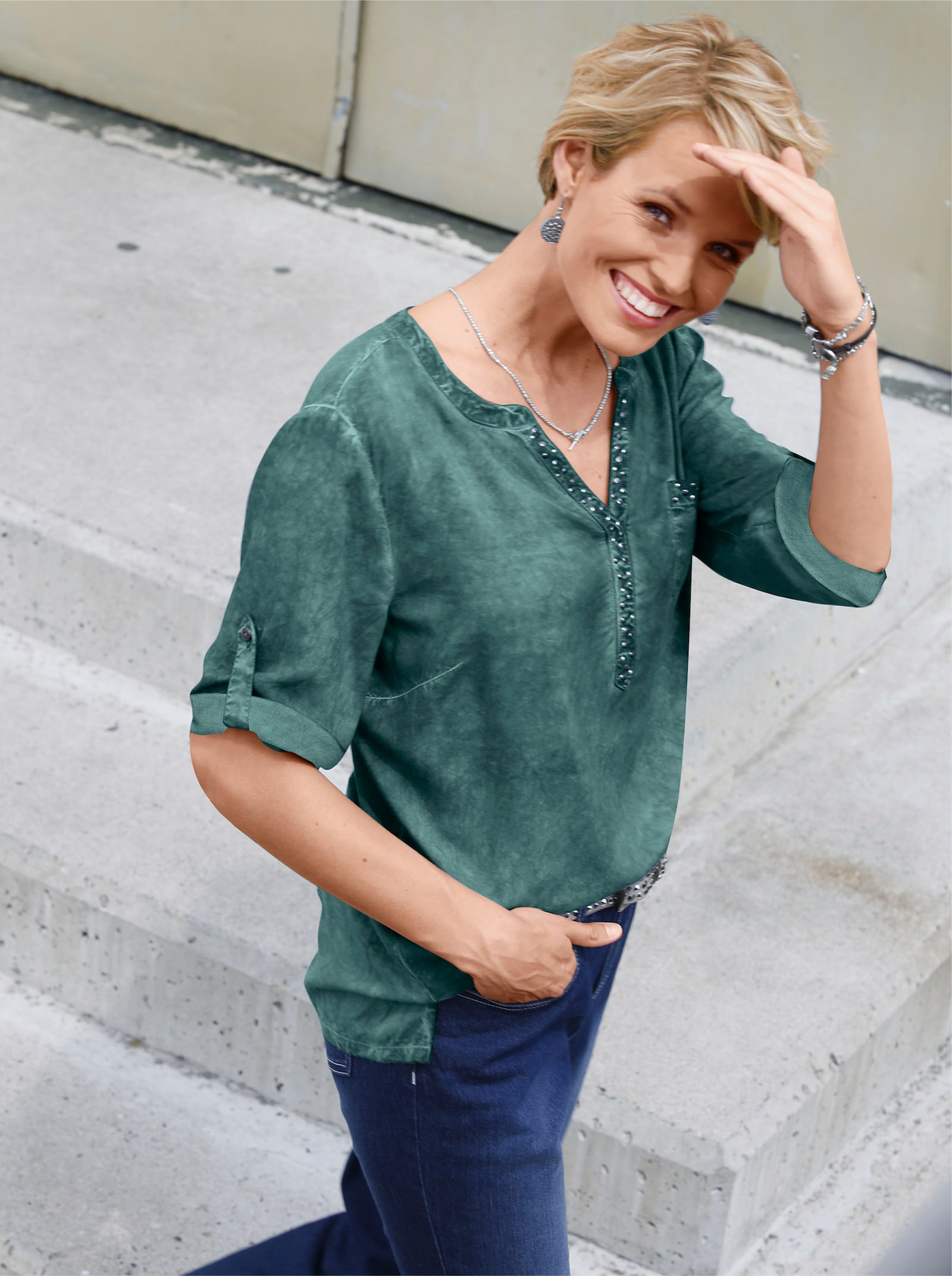 Tuniek in oil dyed-wassing - resedagroen