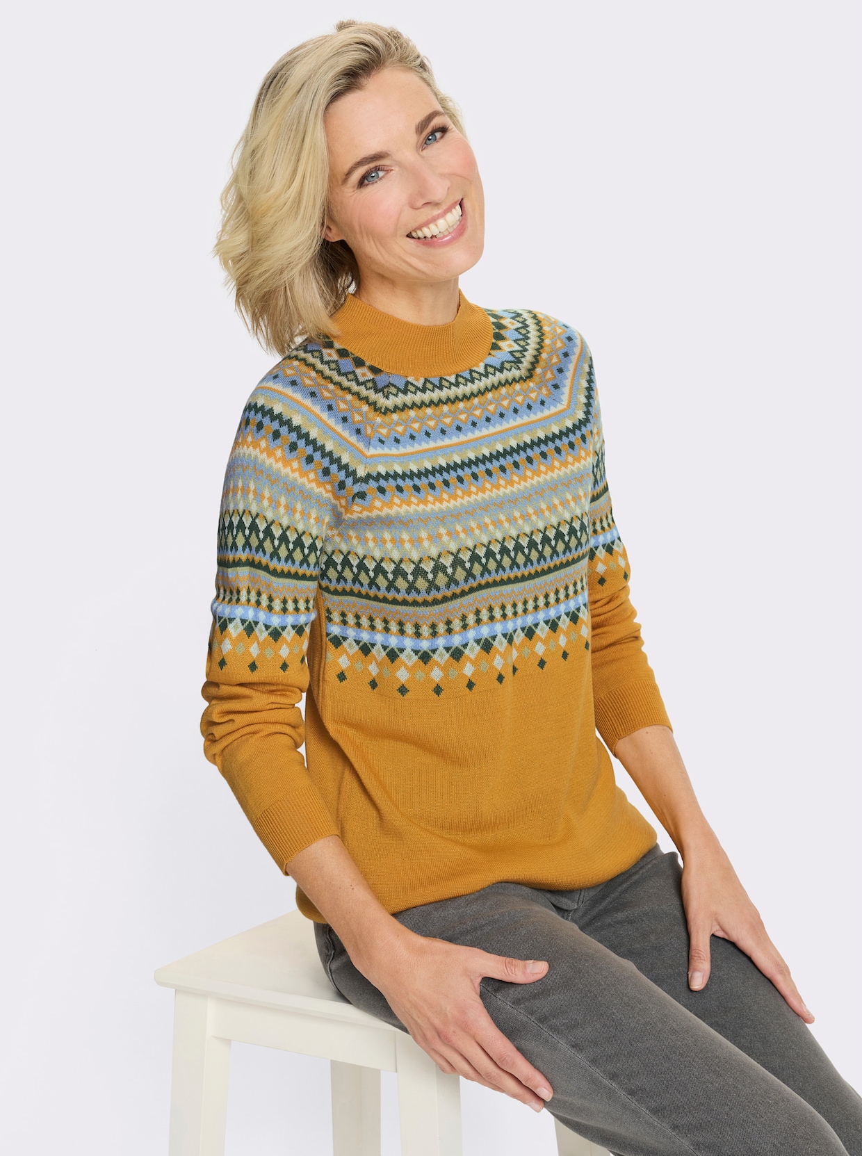 Norwegerpullover mit Raglan-Ärmeln - ocker-lindgrün-gemustert