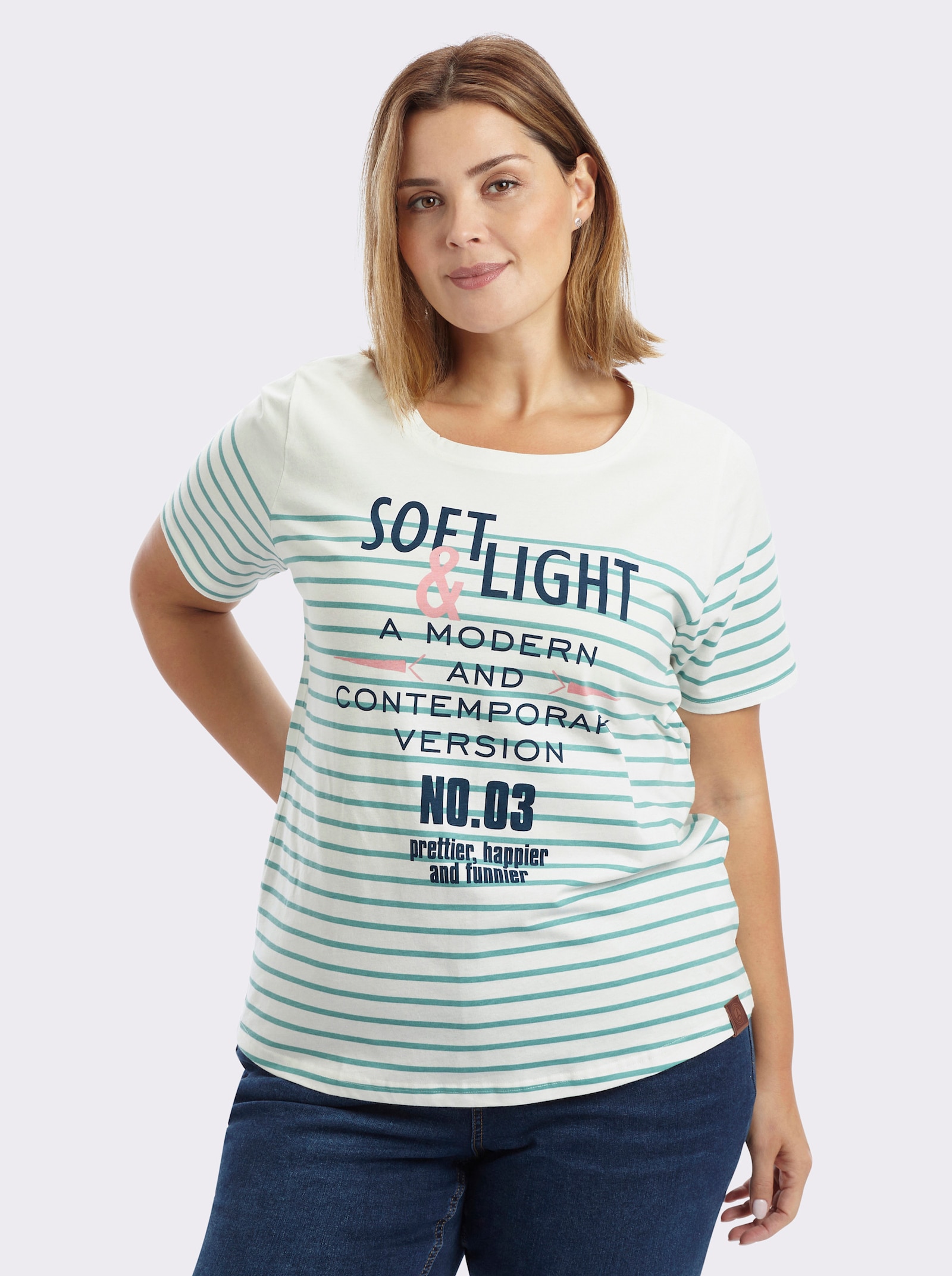 Kurzarmshirt aus zertifizierter Bio-Baumwolle - ecru-salbei-bedruckt