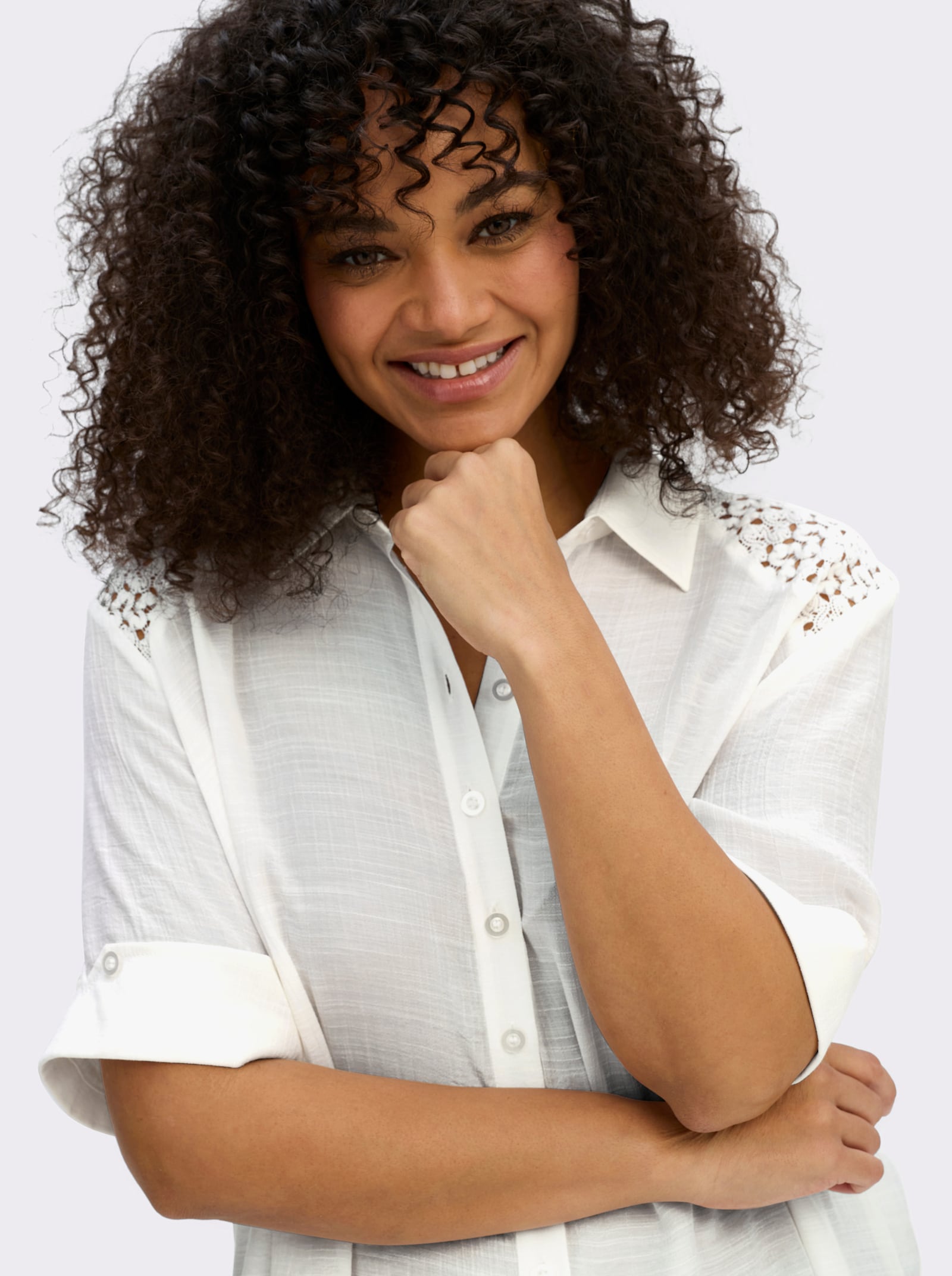 sheego by Joe Browns Spitzenbluse mit Zipfelsaum - weiß