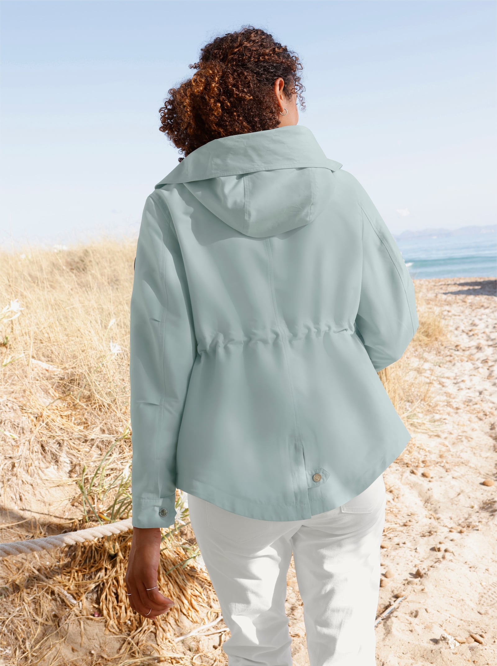 Jacke mit Gehschlitz hinten - kalkmint