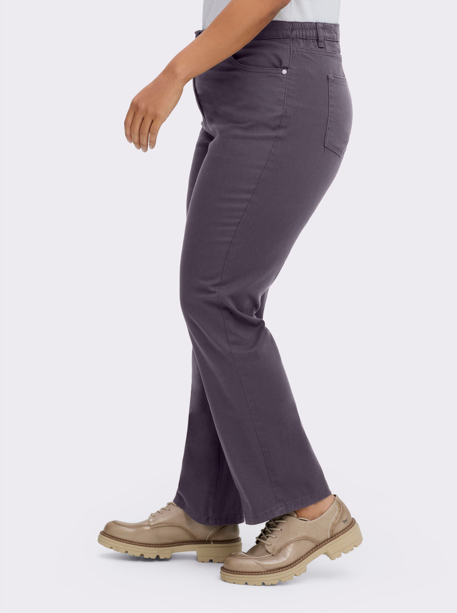 Stretch-Hose mit Nieten an den Taschen - lavendel