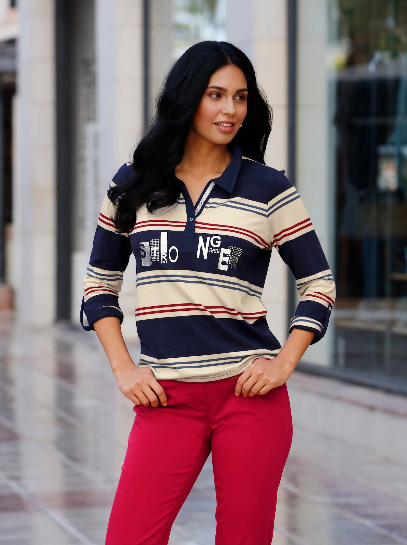 Ringelshirt mit Glitzersteinchen - sand-marine-geringelt