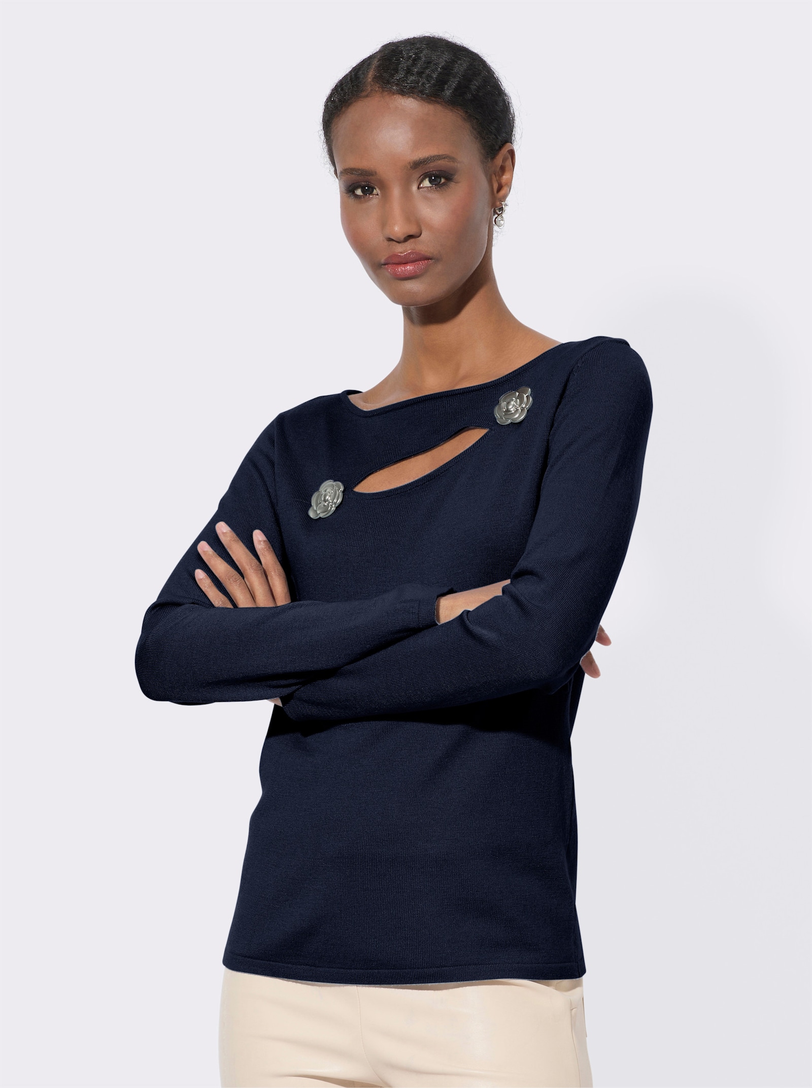 Pull en tricot fin avec découpe - marine