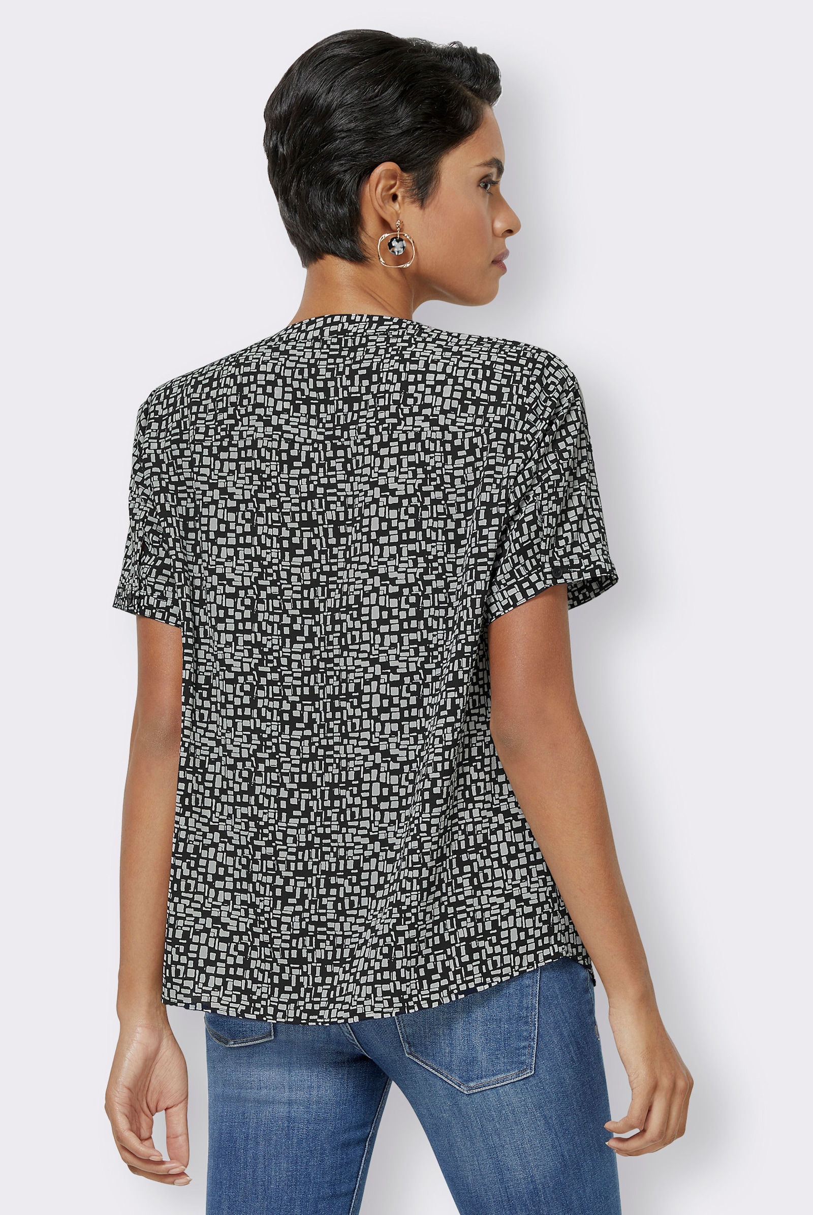 Kurzarmbluse mit Minimal-Druck - schwarz-weiß