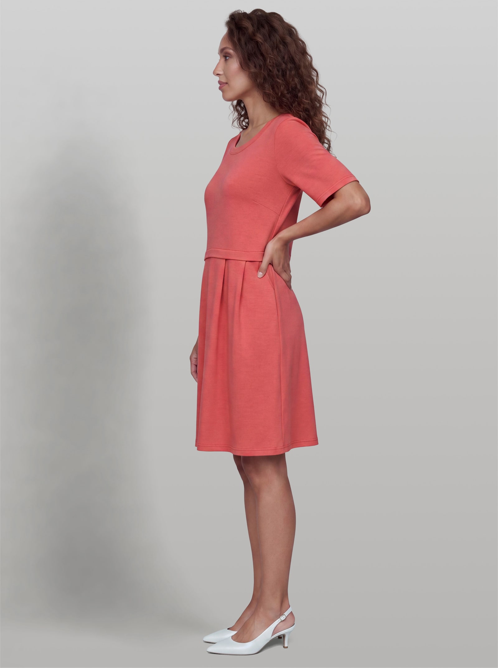 heine Sweatkleid mit Teilungsnaht - grapefruit