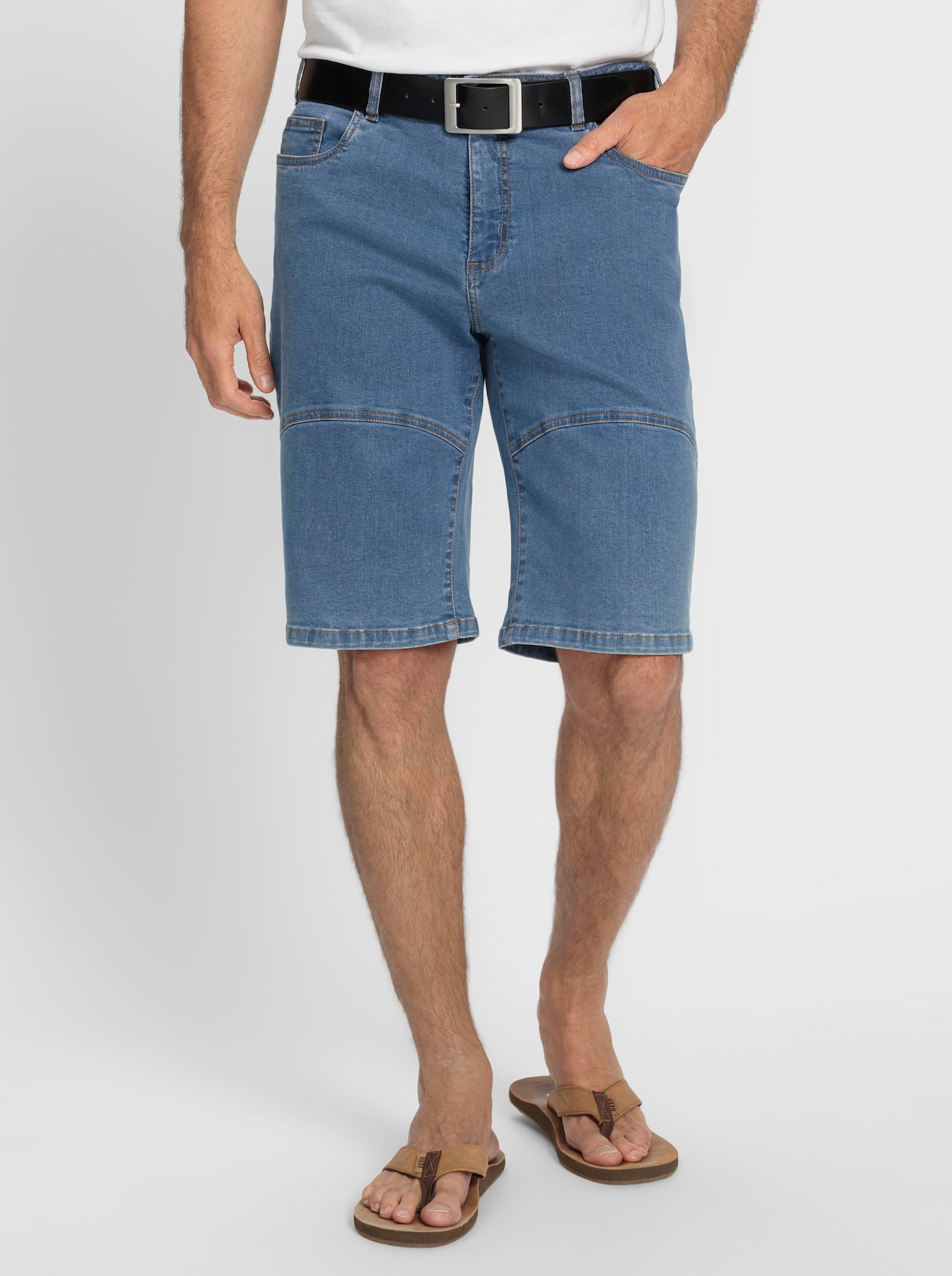 Catamaran Bermudas - blue-bleached