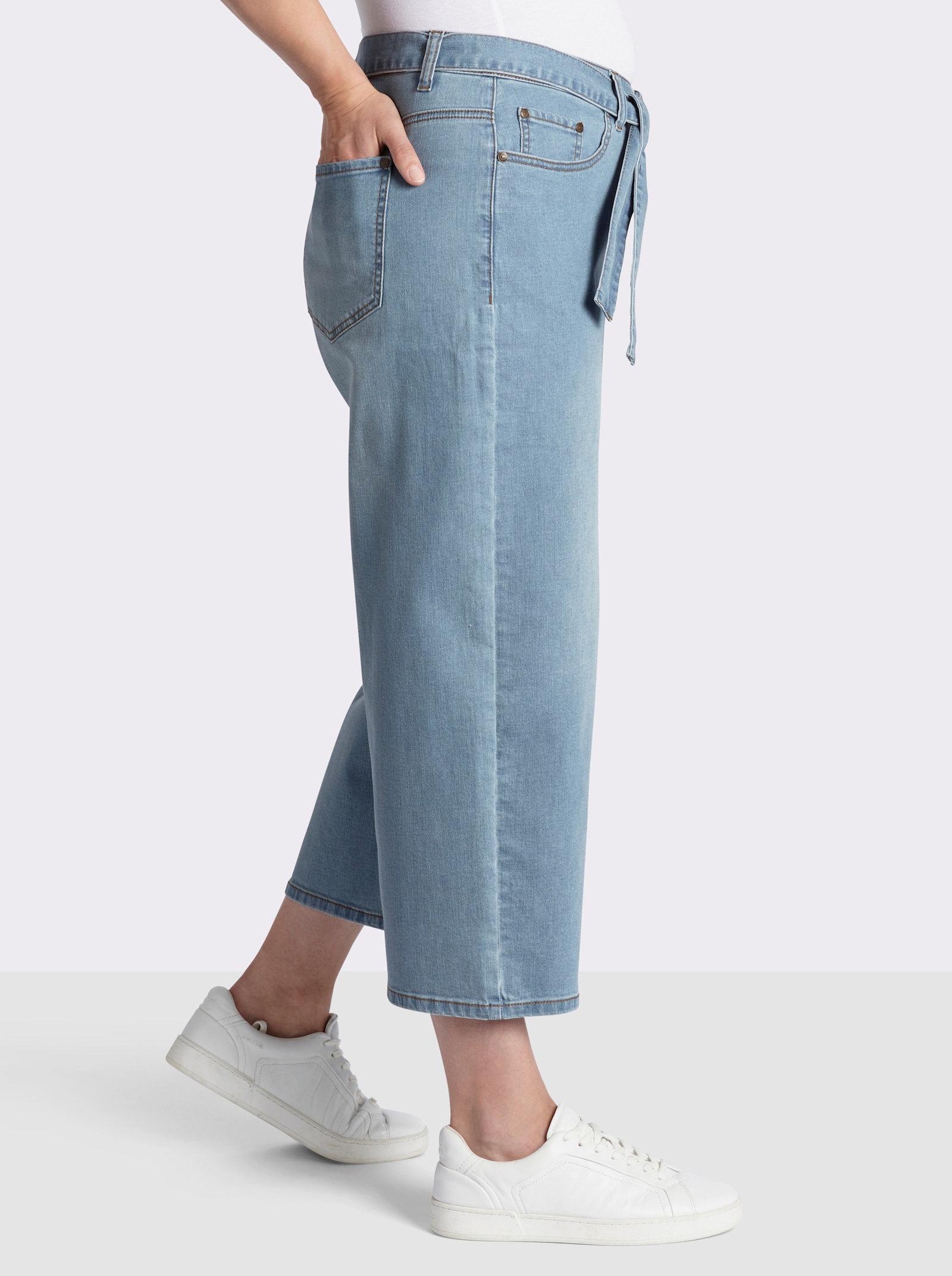 sheego 7/8-Jeans mit weiten Beinen - blue-bleached