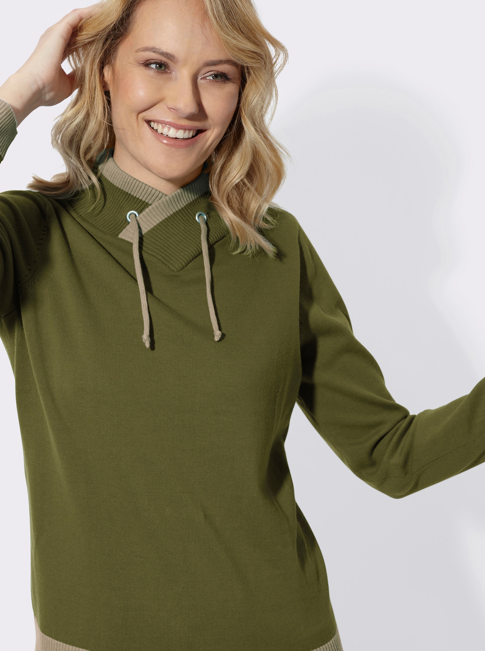 Langarm-Pullover mit kontrastfarbigen Bündchen - oliv-schlamm