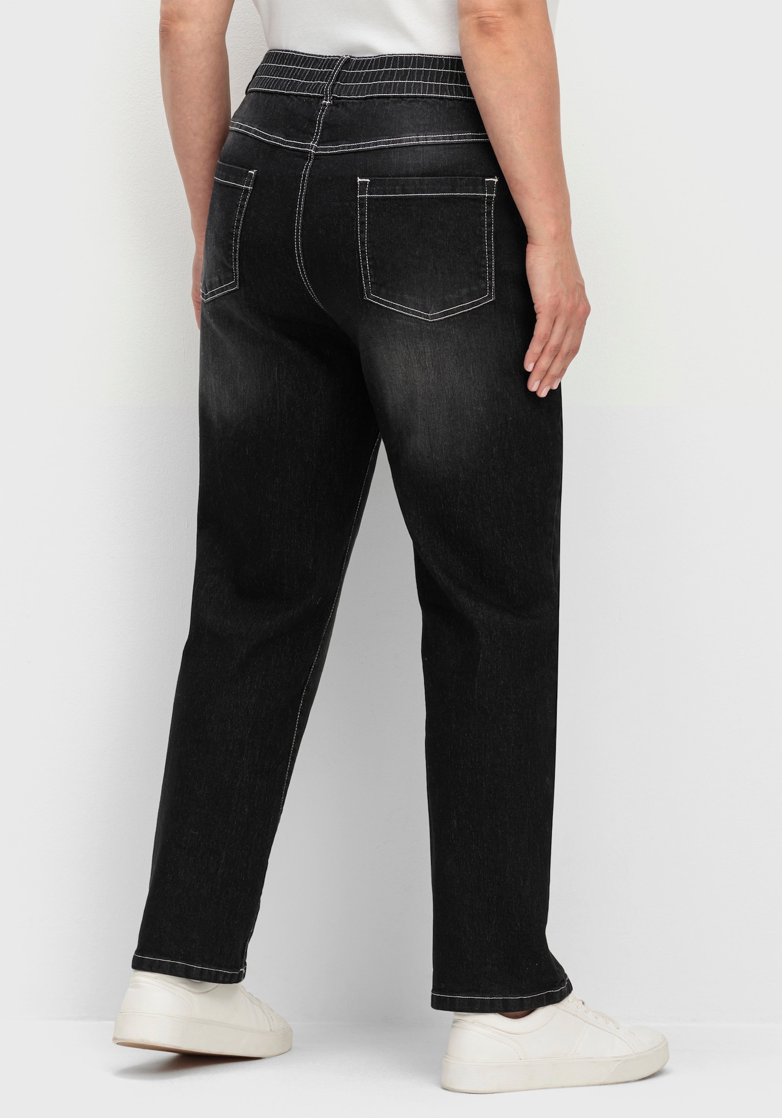 High-waist-Jeans mit hohem Rundum-Dehnbund - black-denim