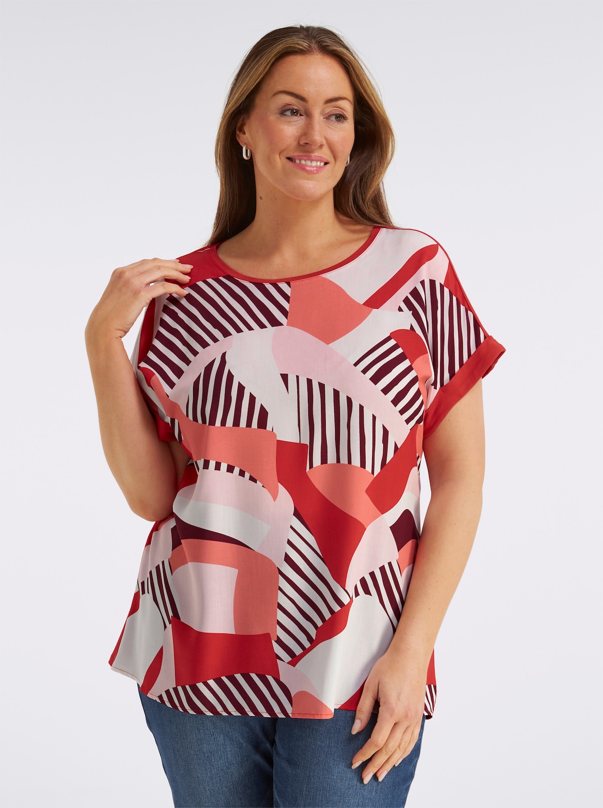 sheego Blusenshirt mit Grafikprint vorn - erdbeere-koralle-bedruckt