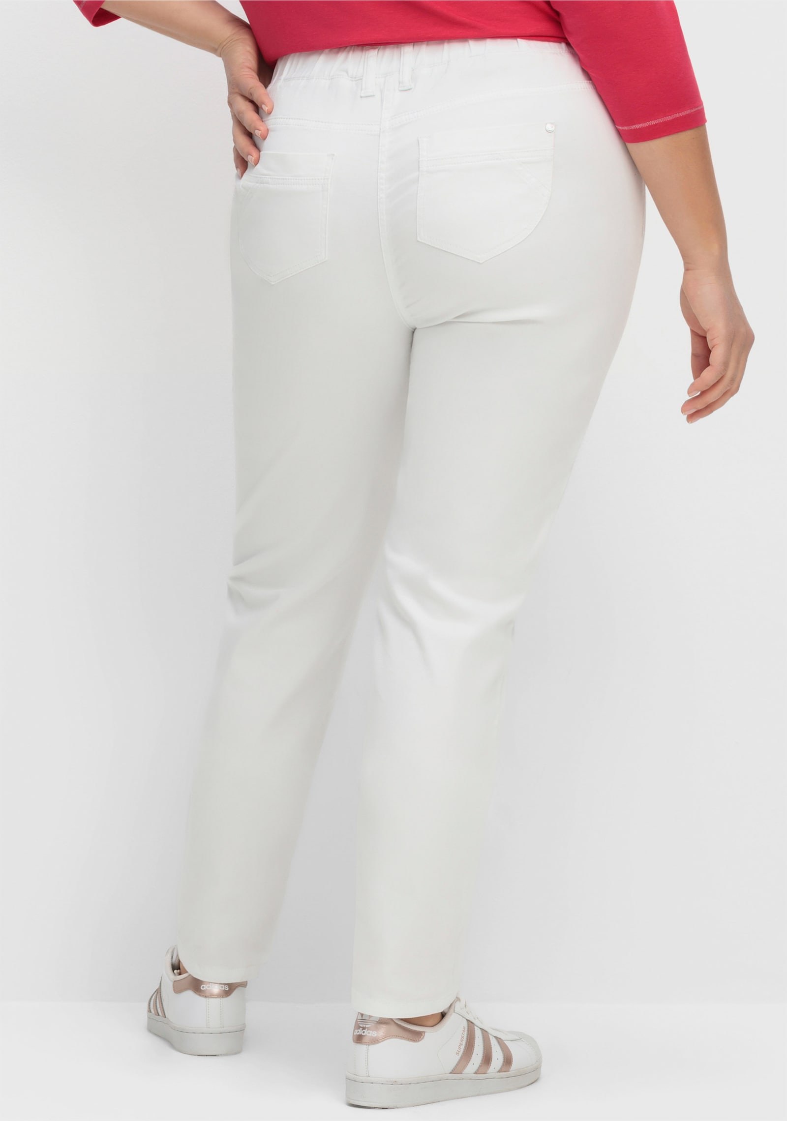 sheego Schlupfhose in schmaler Form, aus Twill - weiß