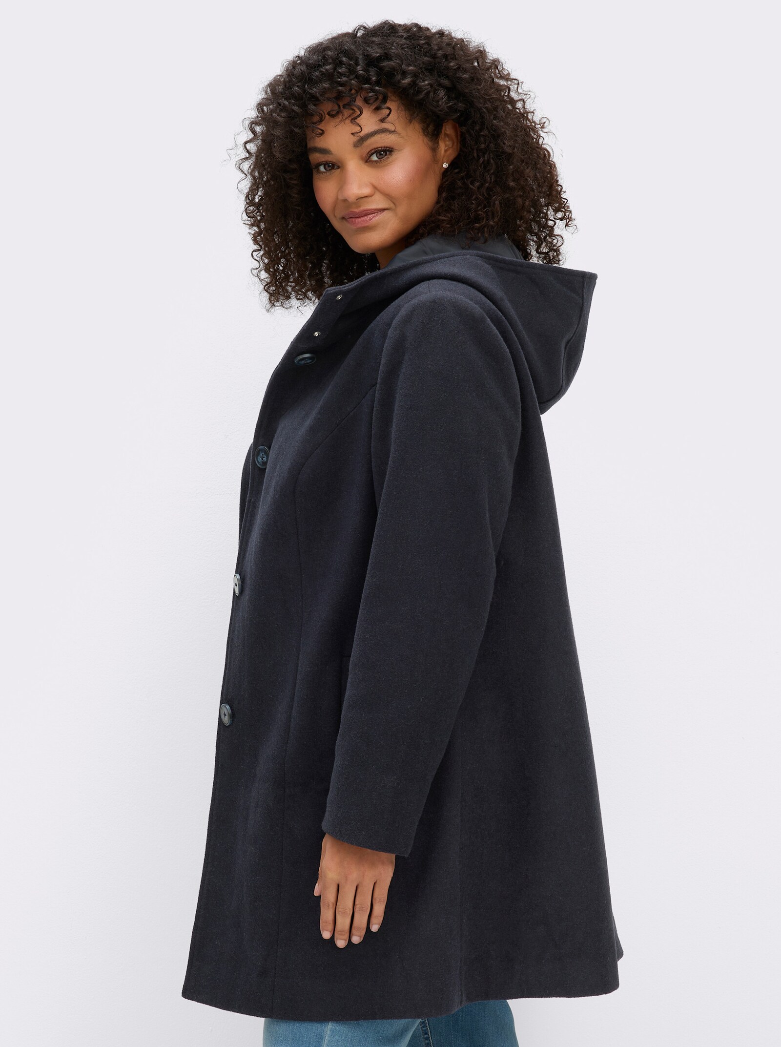 sheego Kapuzenjacke in A-Linie - tiefblau