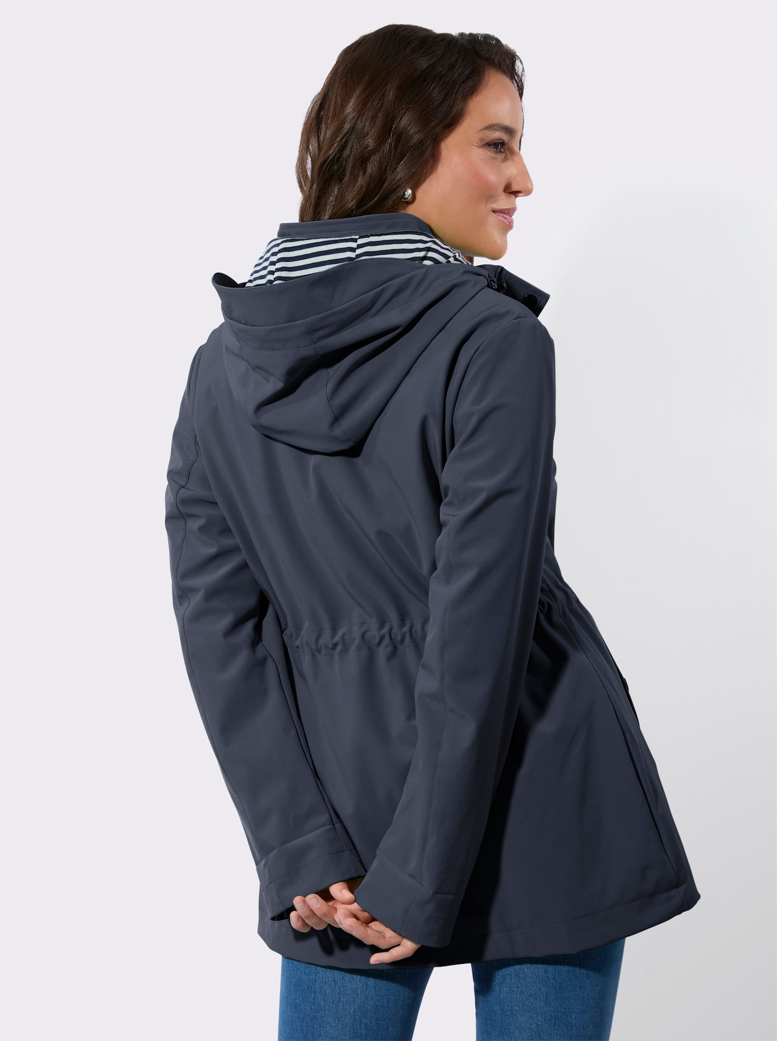 Softshelljacke mit abnehmbarer Kapuze - marine
