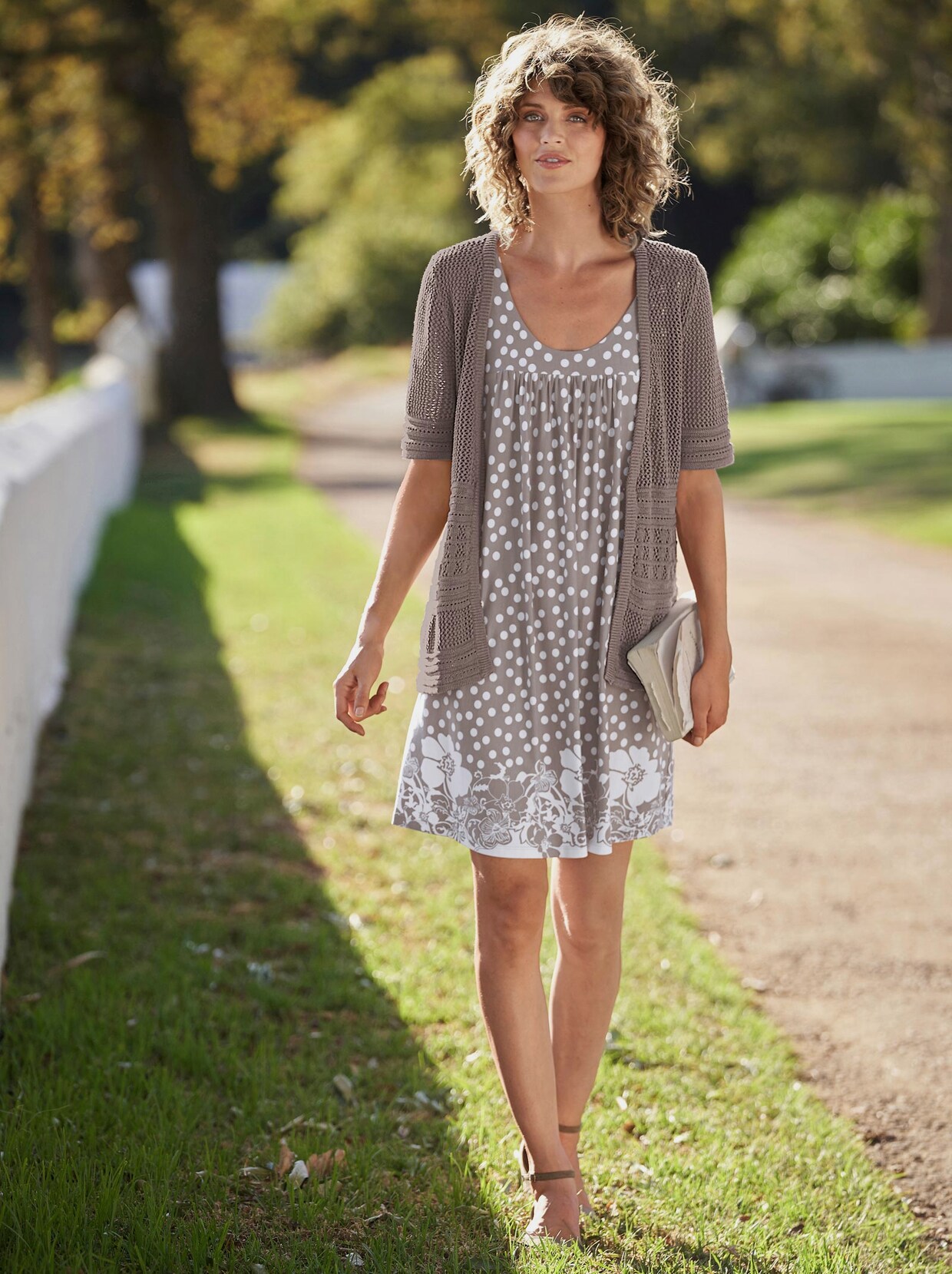 Strickjacke - taupe