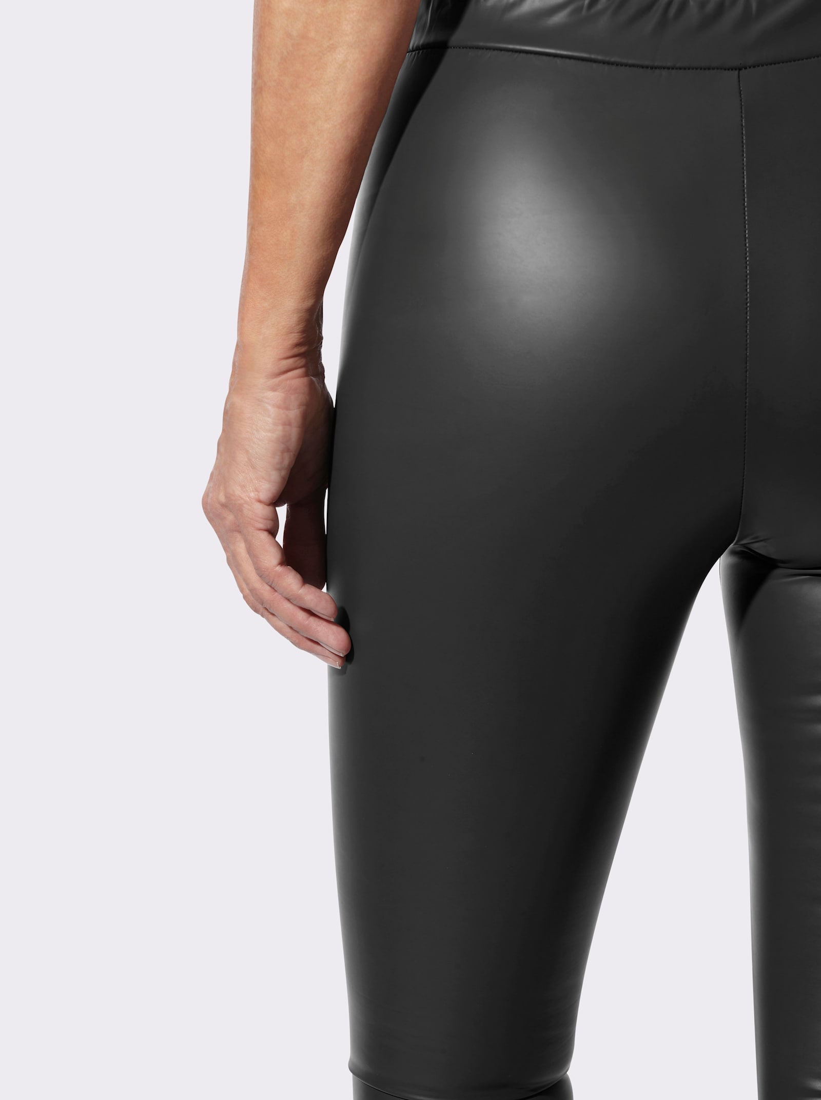 Leggings aus Leder-Imitat - schwarz