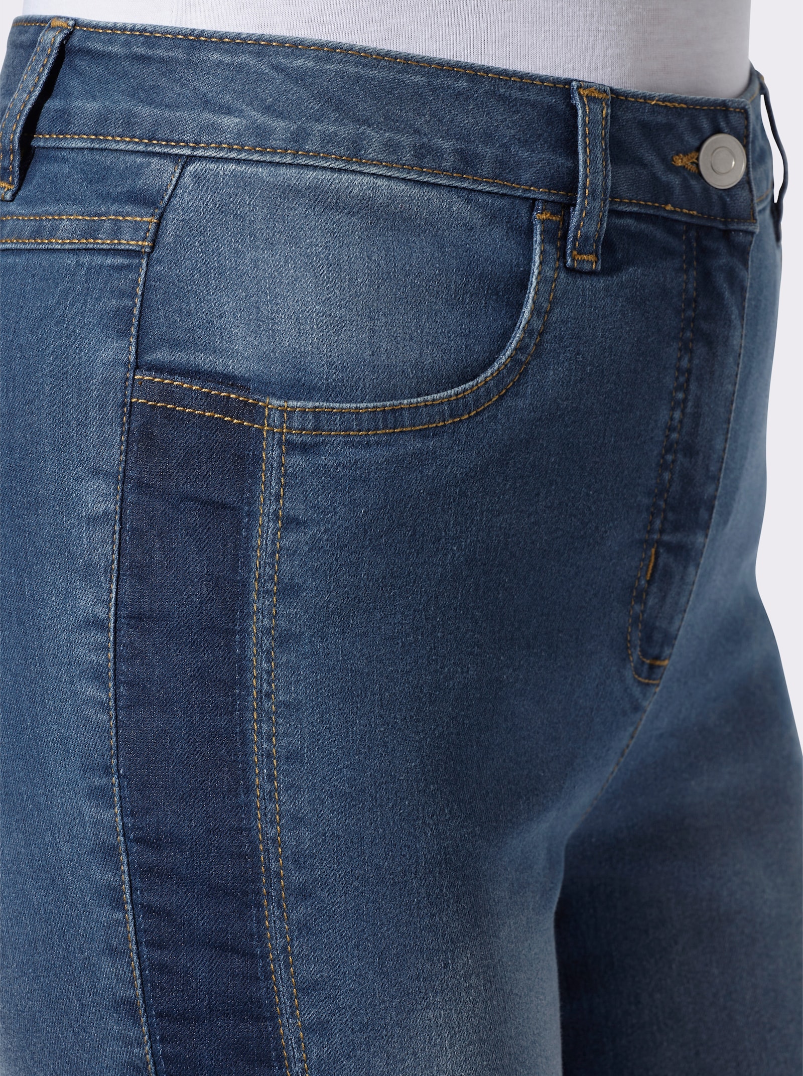 High-waist-Jeans mit goldfarbener Stickerei - blue-bleached