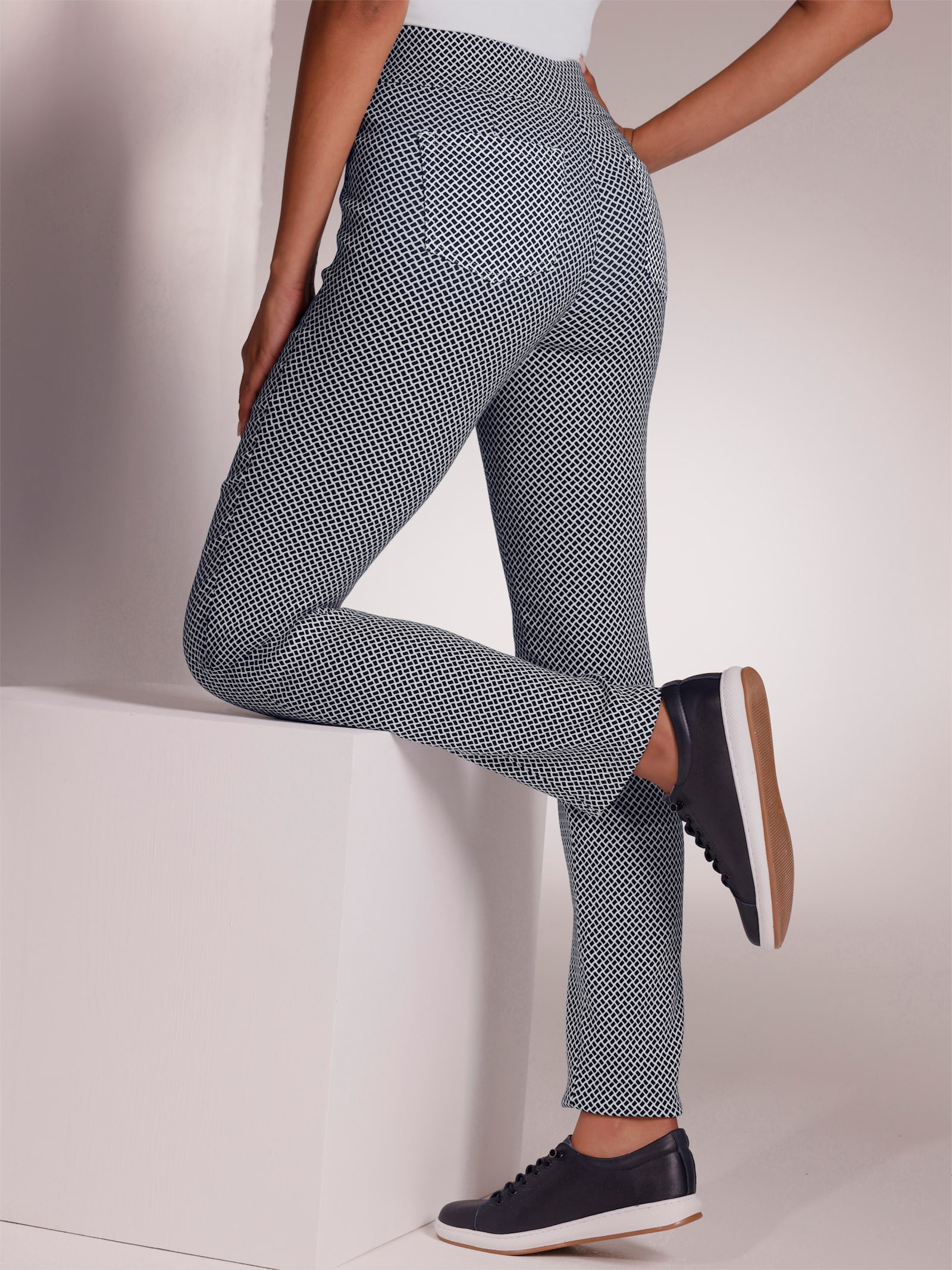 CREATION L PREMIUM Bengalinhose mit Dehnbund - marine-weiß-gemustert