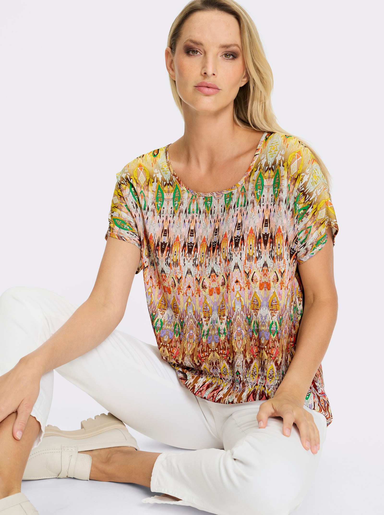 heine Druckbluse mit überschnittener Schulter - braun-gelb-bedruckt