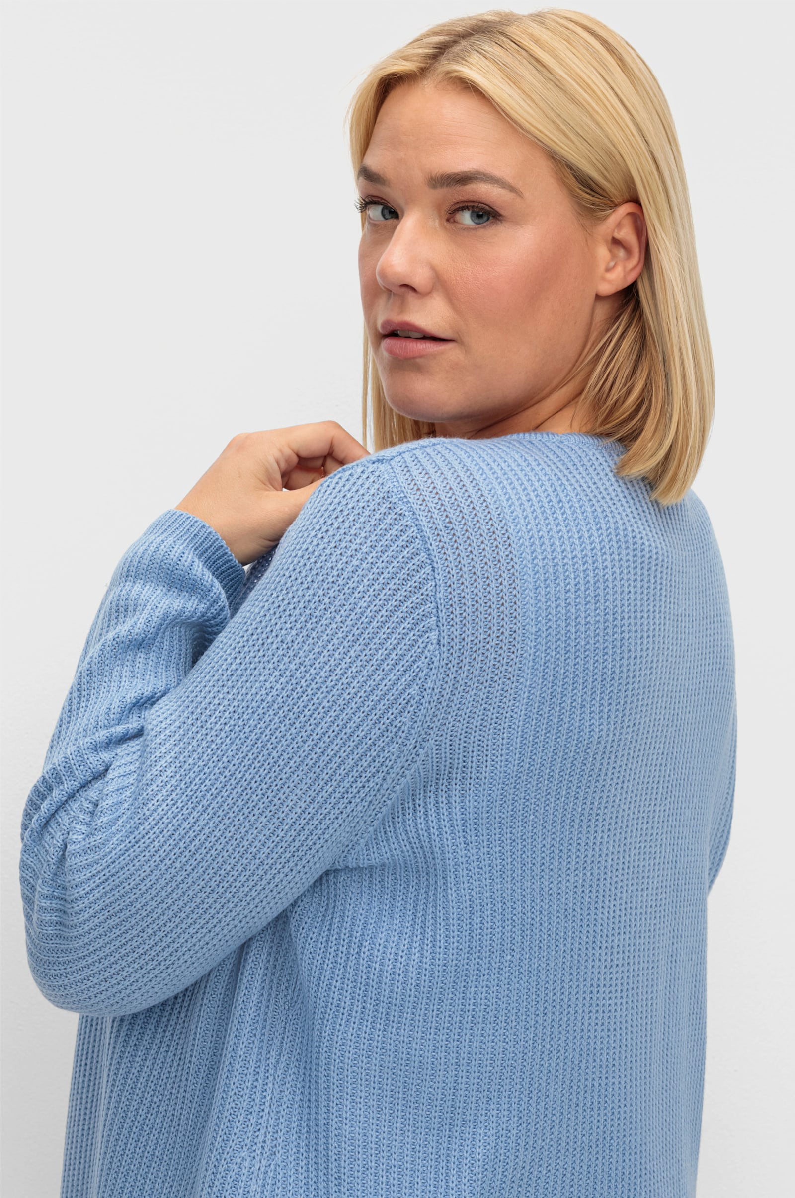 Strickjacke mit gerippten Abschlüssen - bleu