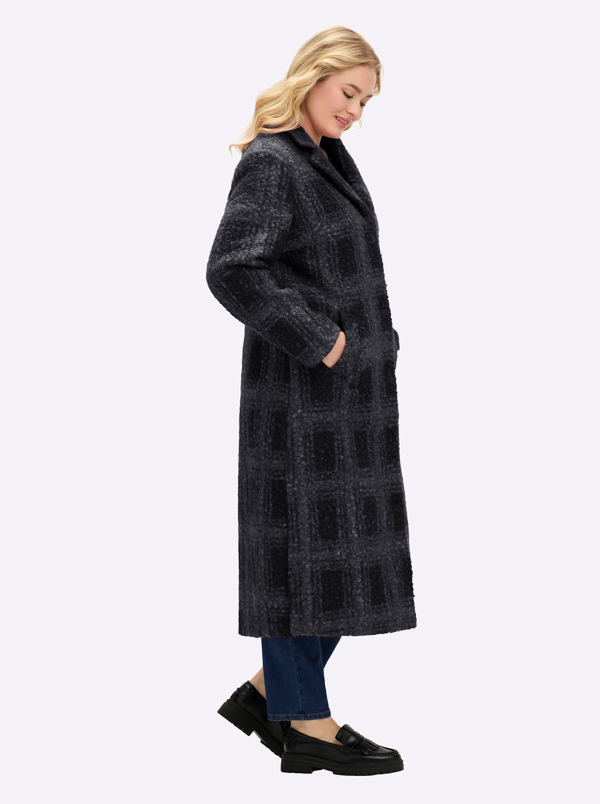 Thumbnail - Wintermantel