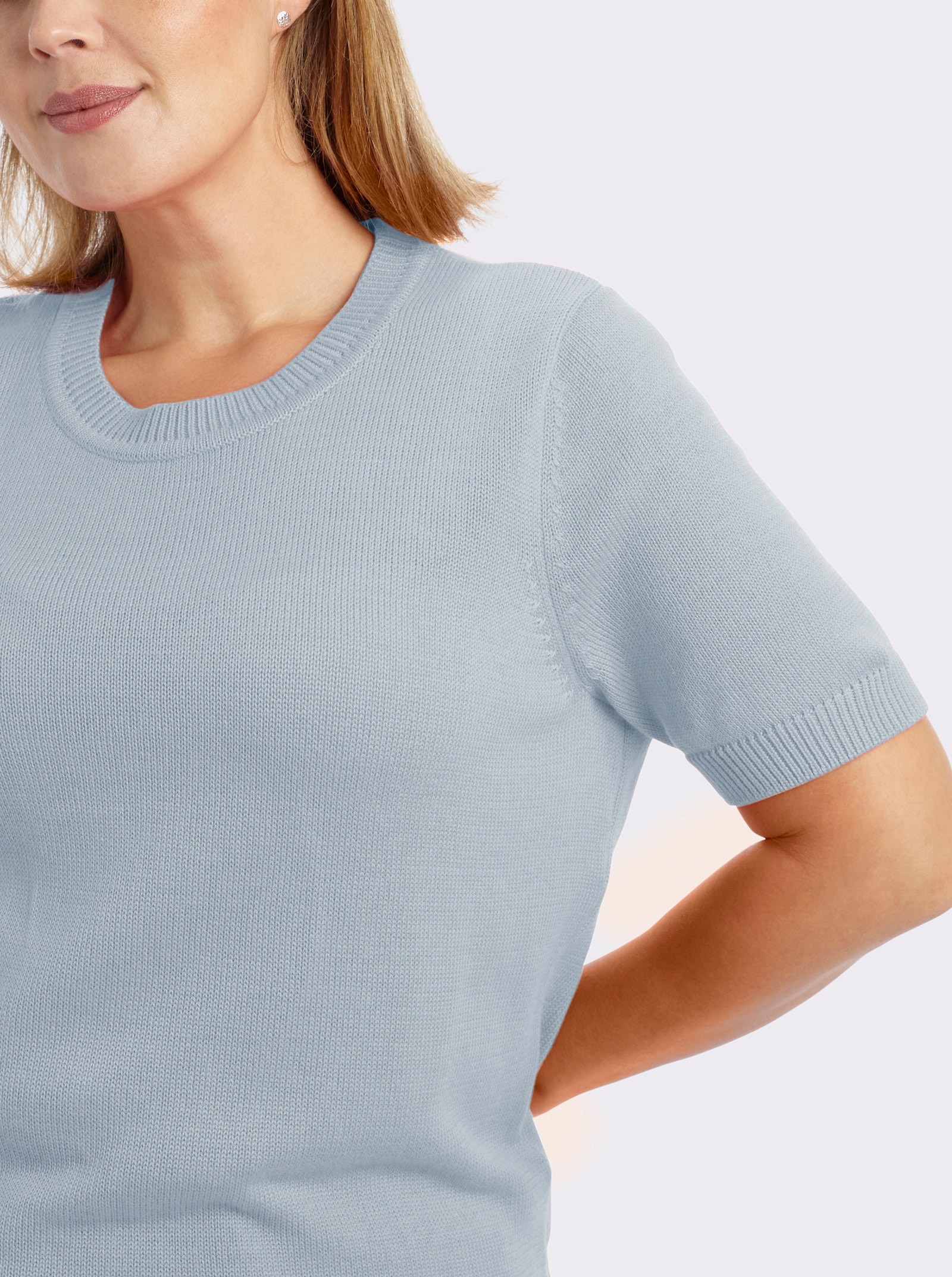 Kurzarmpullover mit Rippabschlüssen - eisblau