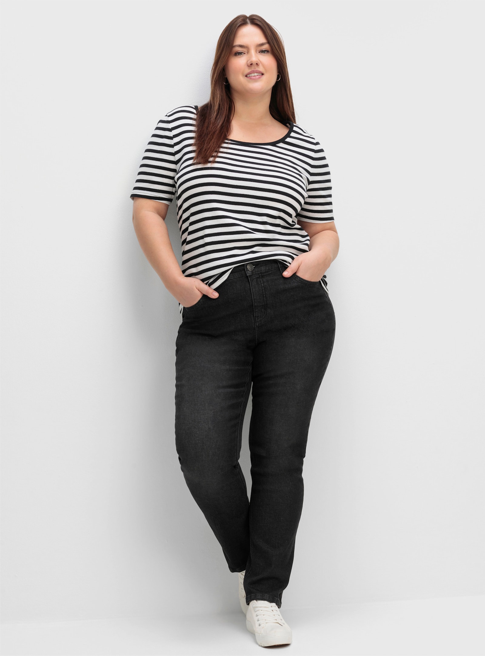 sheego Gerade Jeans mit TruTemp365® Fasern - black denim