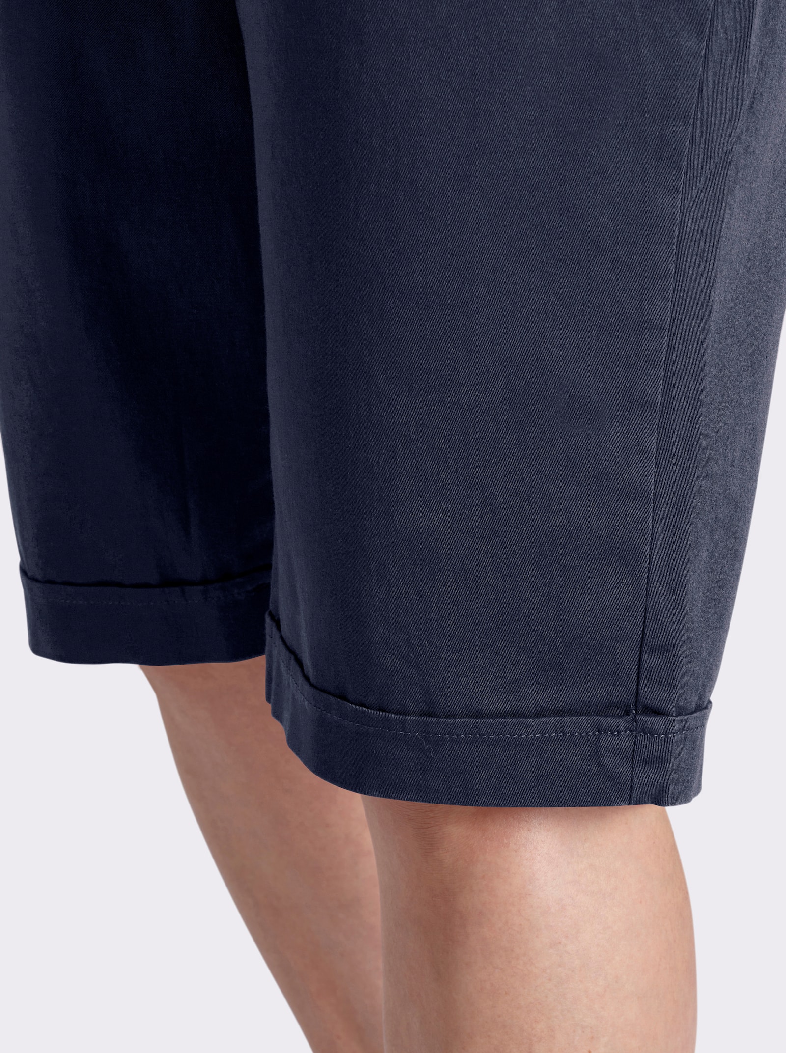 Jeansbermudas mit Dehnbund hinten - marine