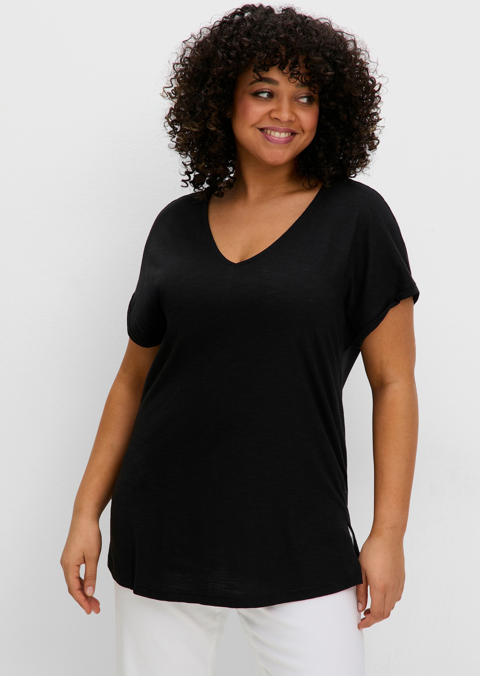 sheego V-Shirt aus Flammgarn - schwarz