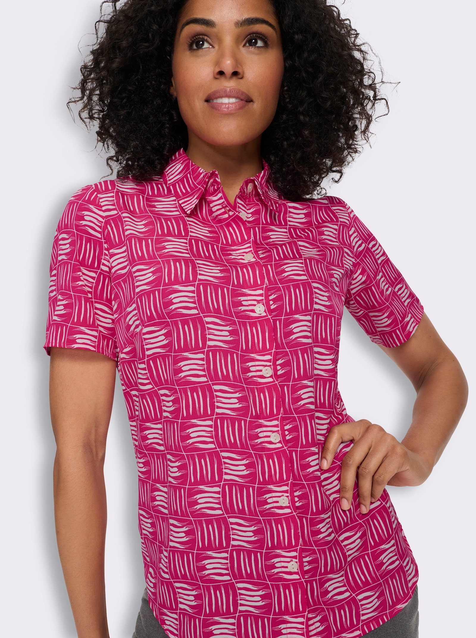 Kurzarm-Bluse mit Hemdkragen - pink-ecru-bedruckt