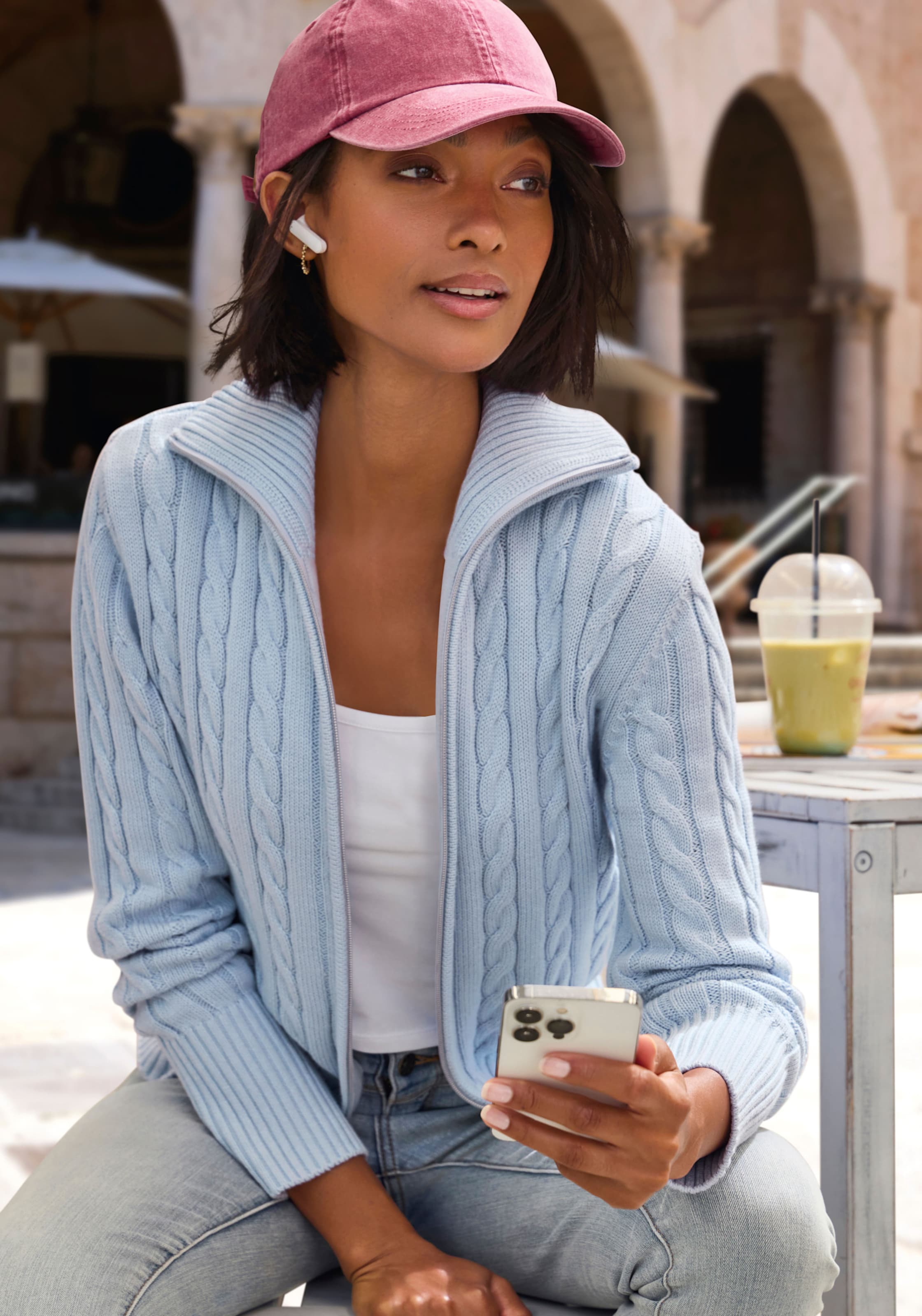 Strickjacke