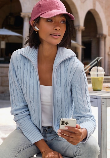LASCANA Strickjacke - hellblau