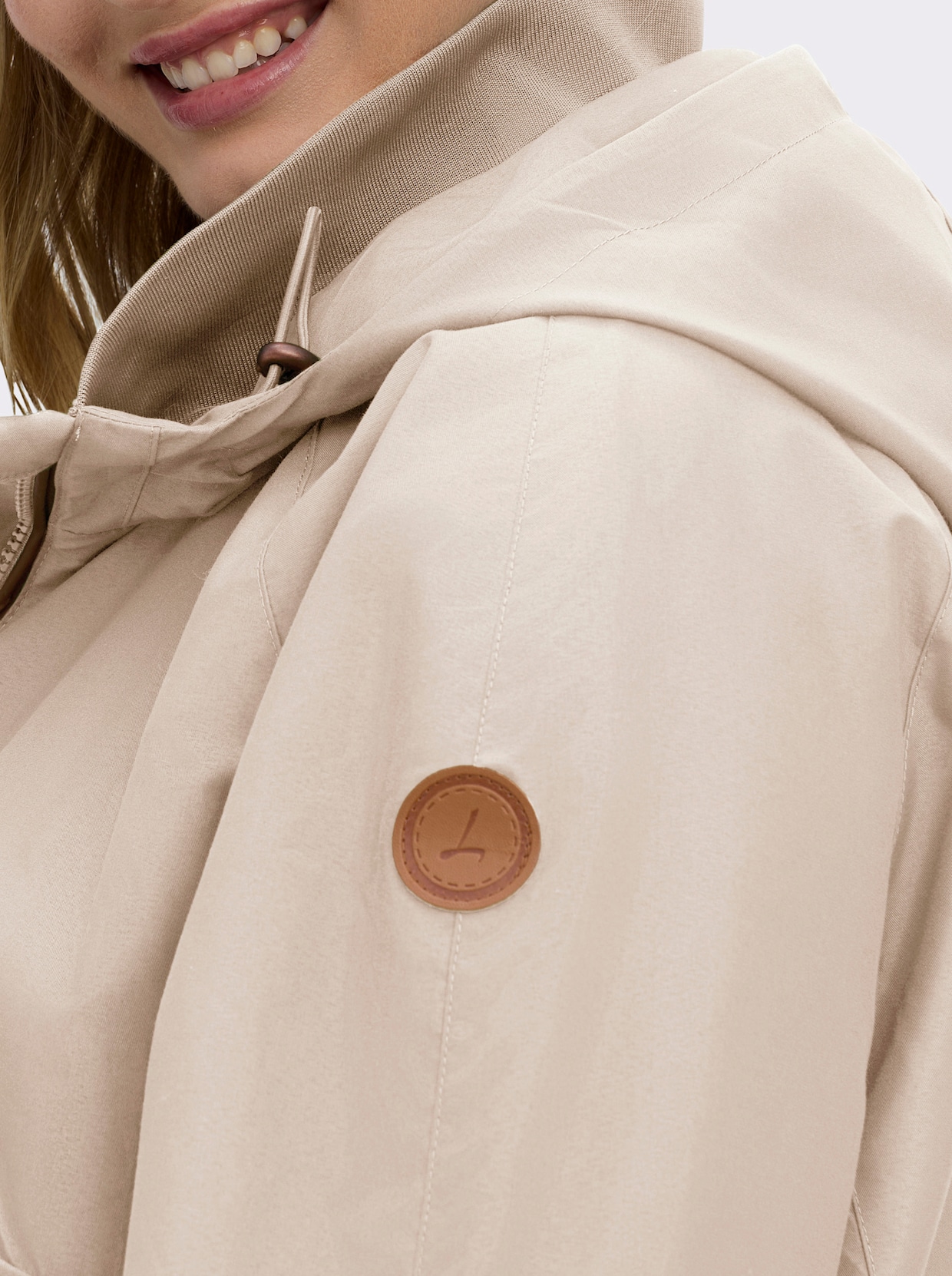 Übergangsjacke in Microfaser-Qualität - elfenbein