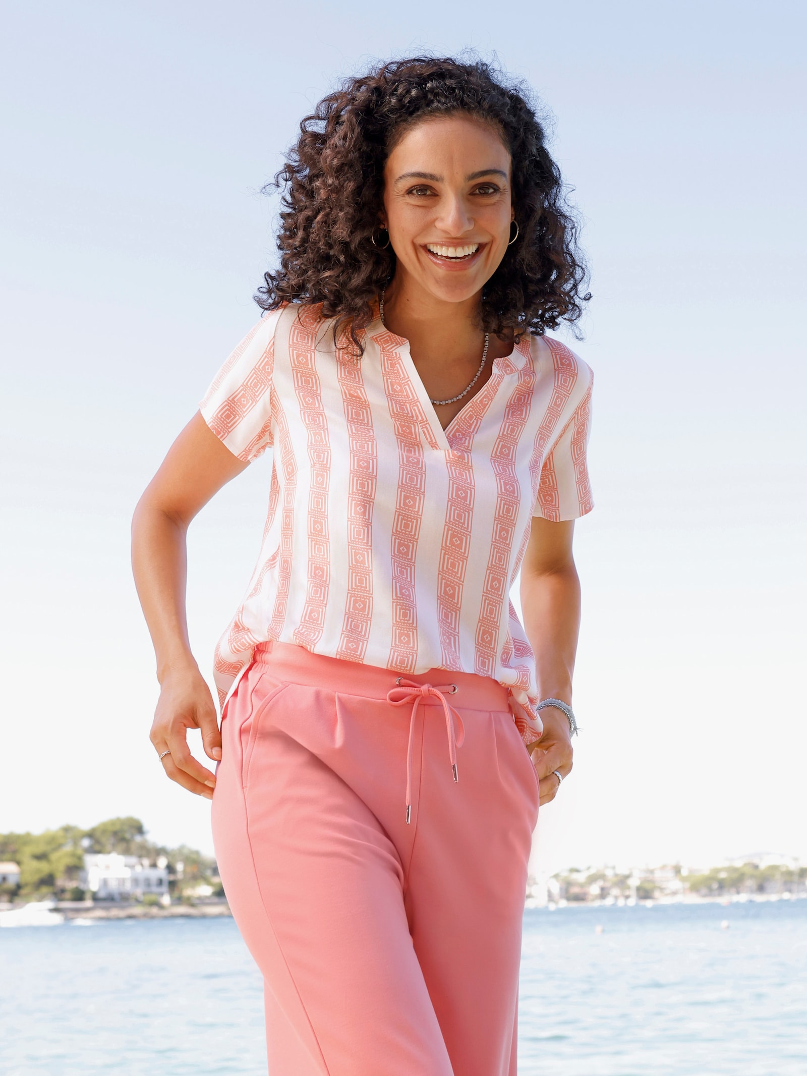 Kurzarmbluse mit Längsstreifen - flamingo-weiß