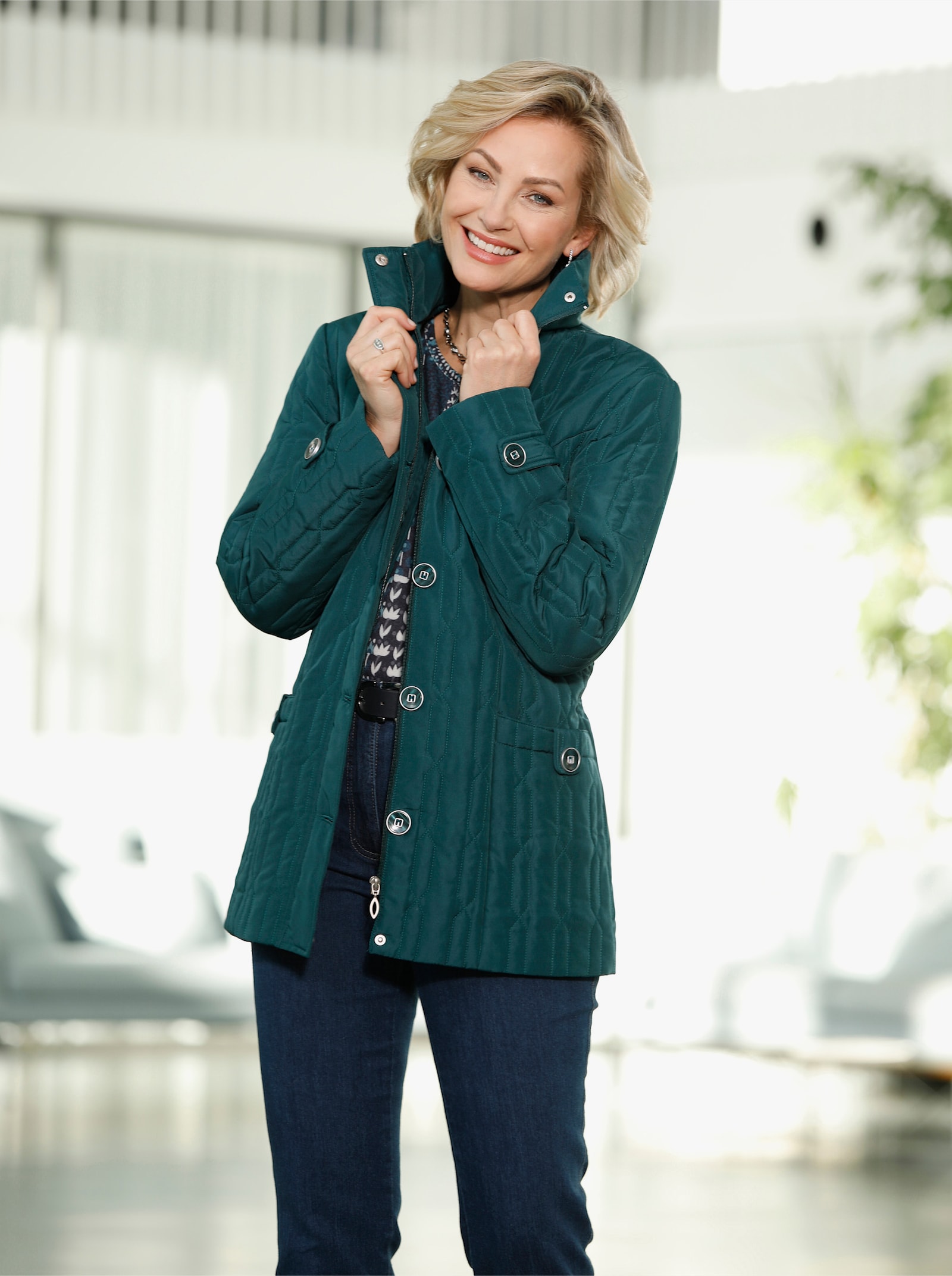 Steppjacke in wärmender Qualität - petrol