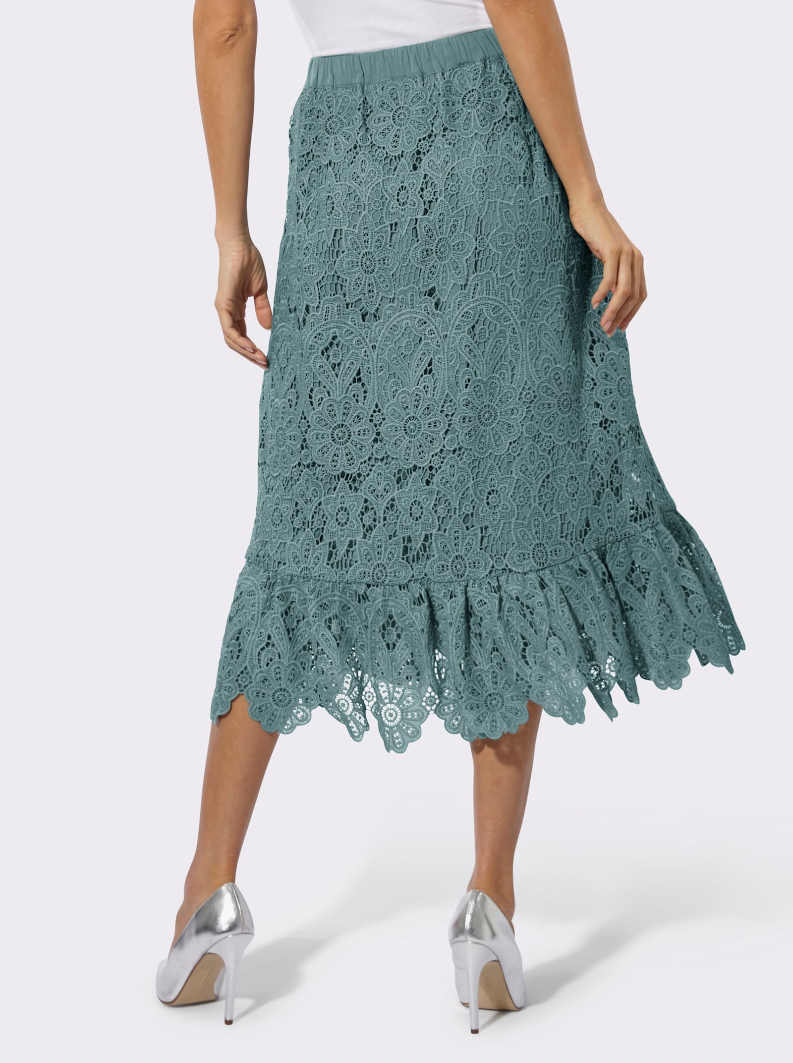 Spitzenrock mit Volants - jade