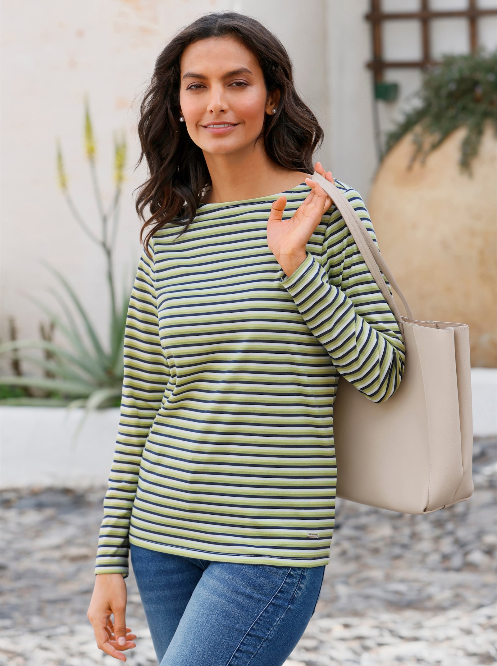 Langarmshirt im Ringel-Dessin - schilf-marine-geringelt