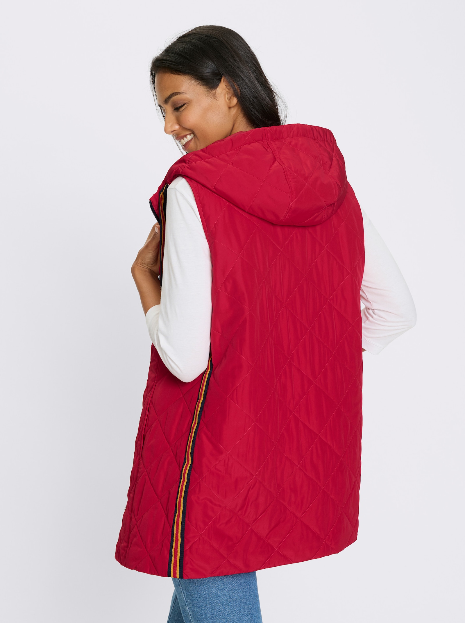 Dlouhá vesta s kosočtvercovým prošíváním - červená