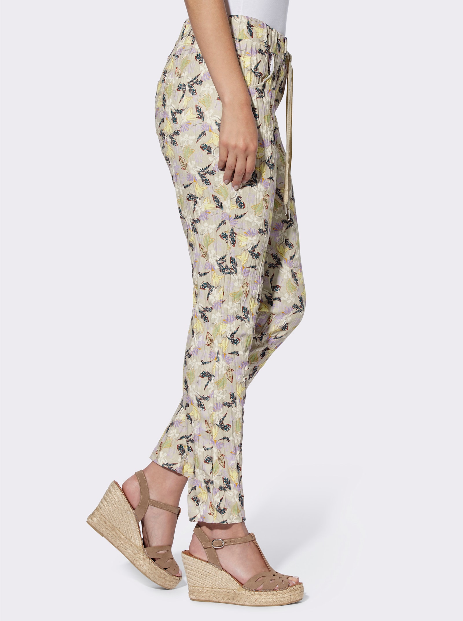 heine Druckhose in schmaler Beinform - sand-ocker-bedruckt