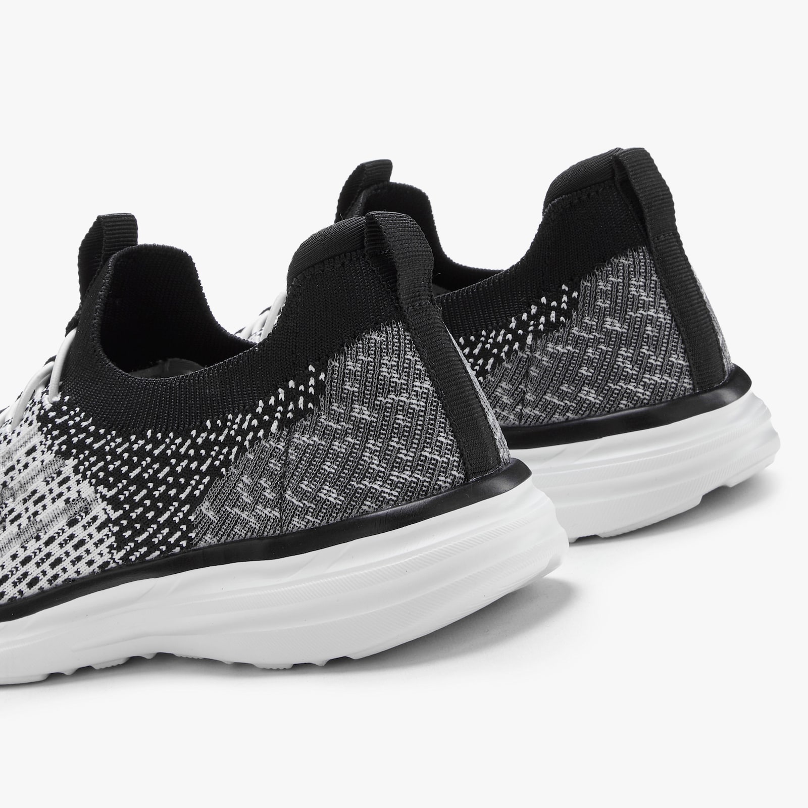 LASCANA Sneaker - schwarz