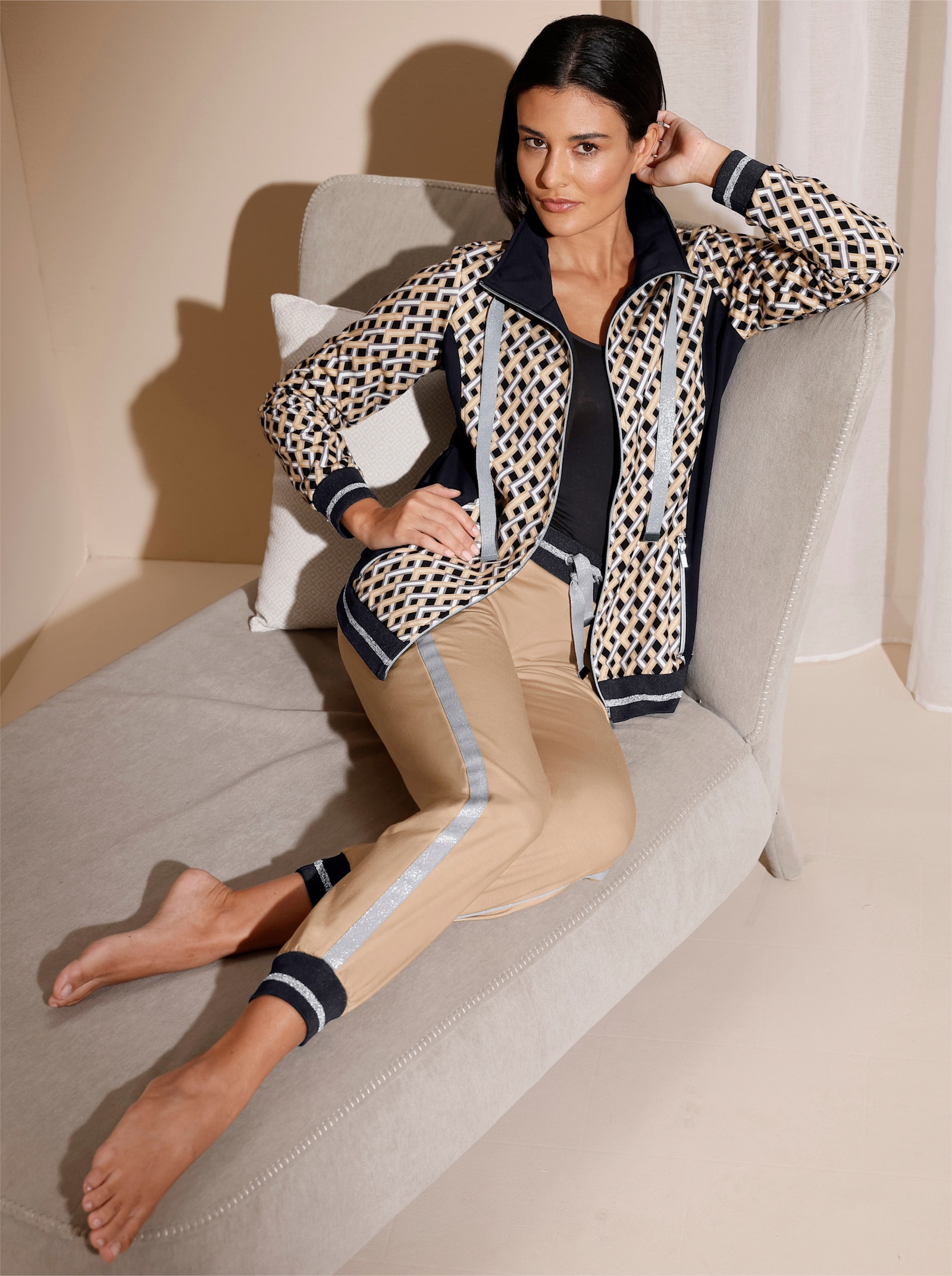 feel good Jacke - schwarz-camel-bedruckt