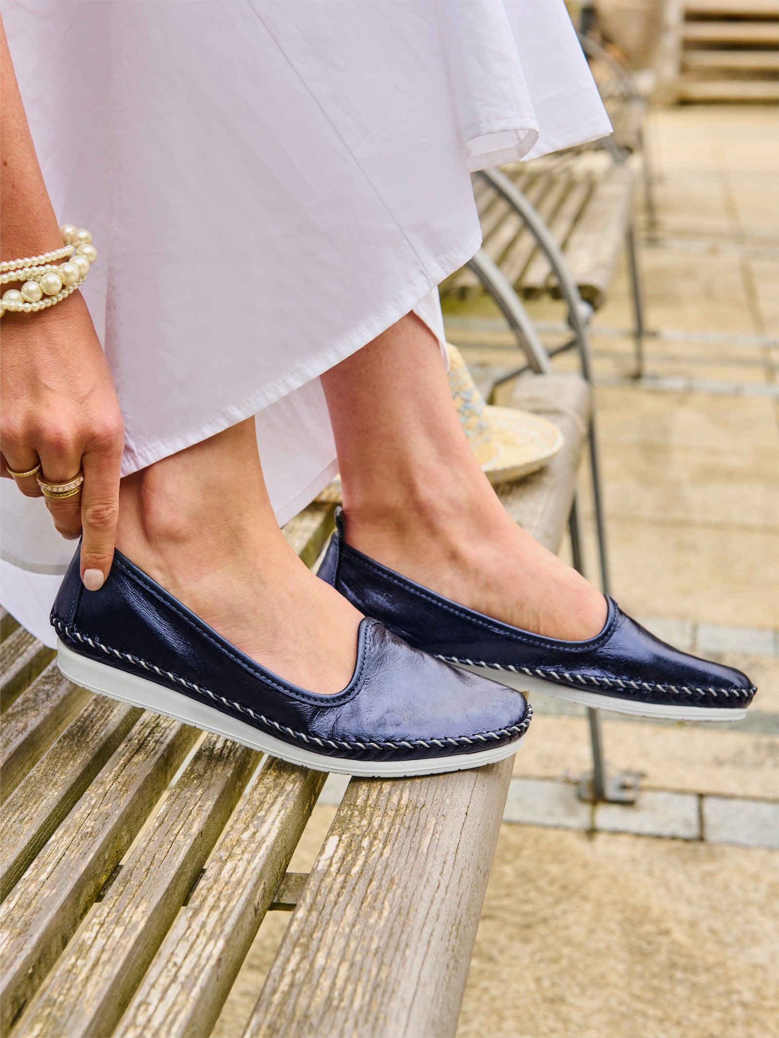 Andrea Conti Slipper - blau-metallic