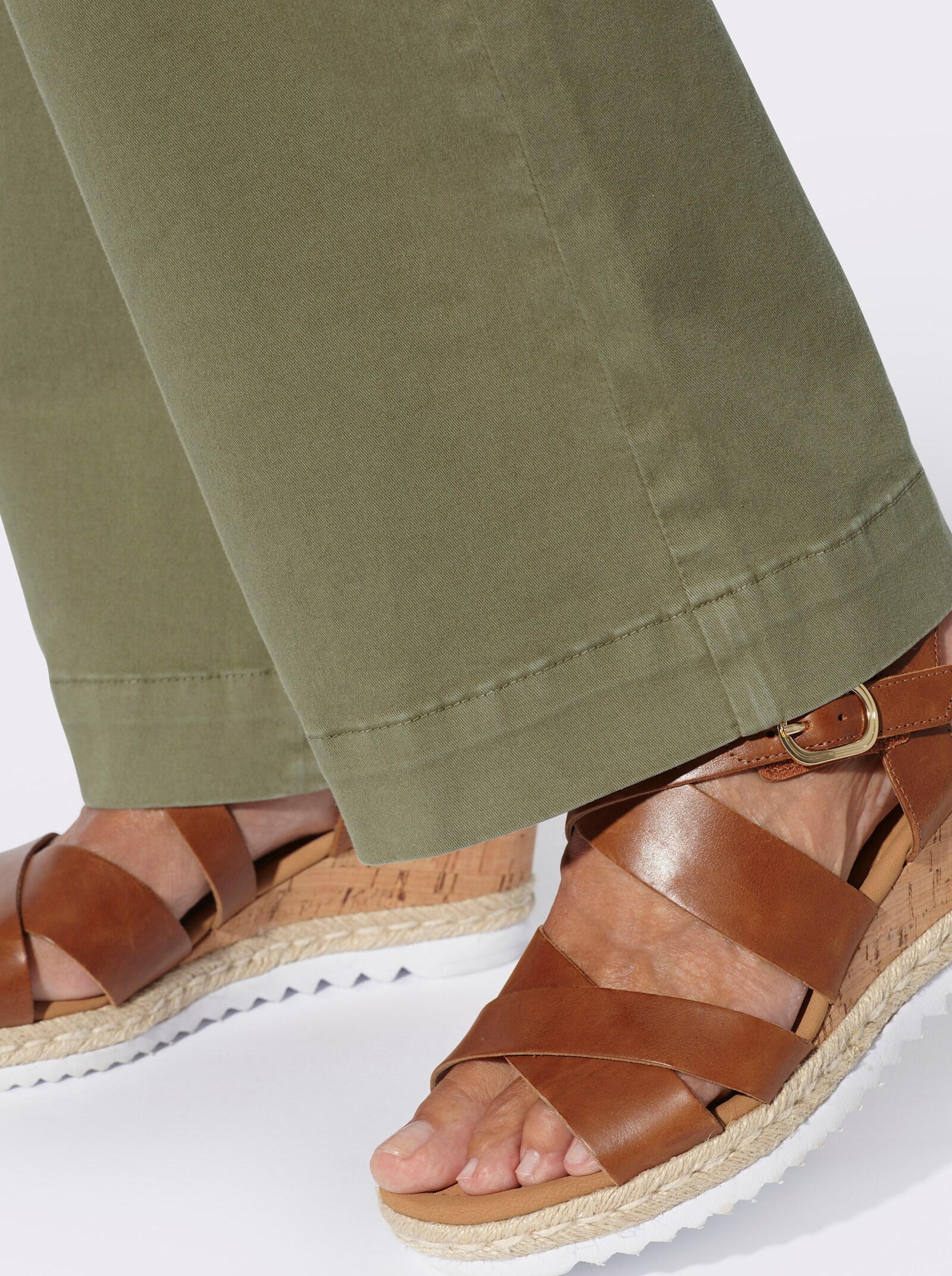 Gerade Jeans in Twill-Qualität - khaki
