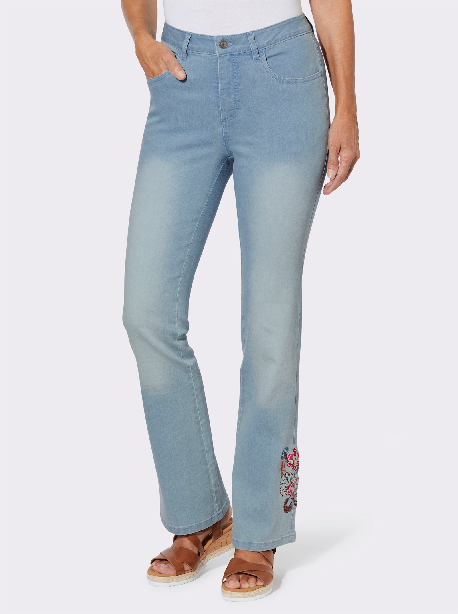 Bootcut-Jeans mit Stickereimotiv am Bein - blue-bleached