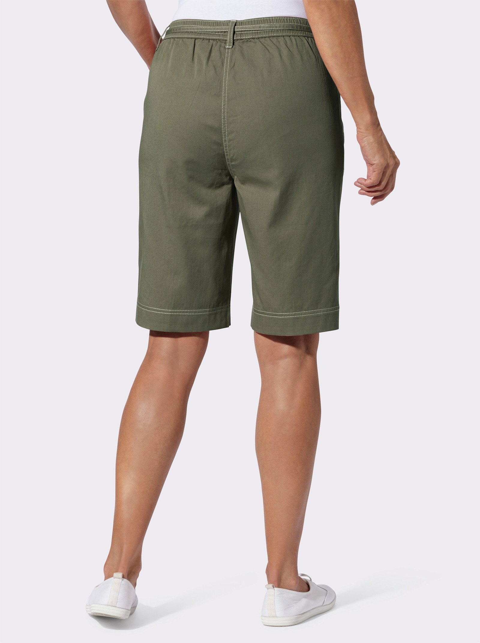 Bermudas mit Bindegürtel - khaki