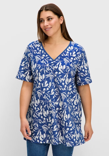 sheego T-Shirt mit Blumendruck, in leichter A-Linie - blaubeere-gemustert